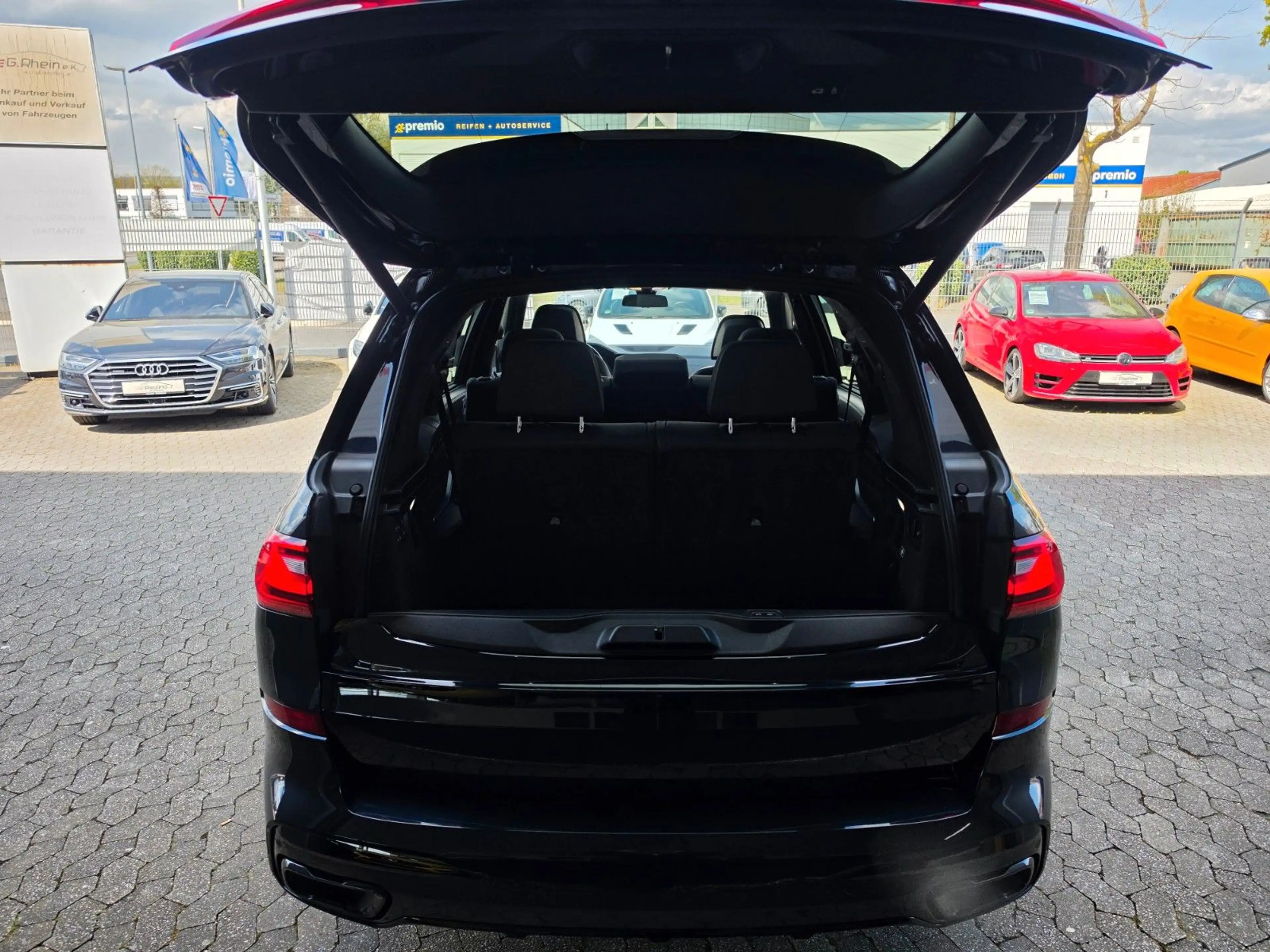 BMW X7 xDrive 30 d M Sport *SkyLounge*H&K*22"*Luft — photo 13