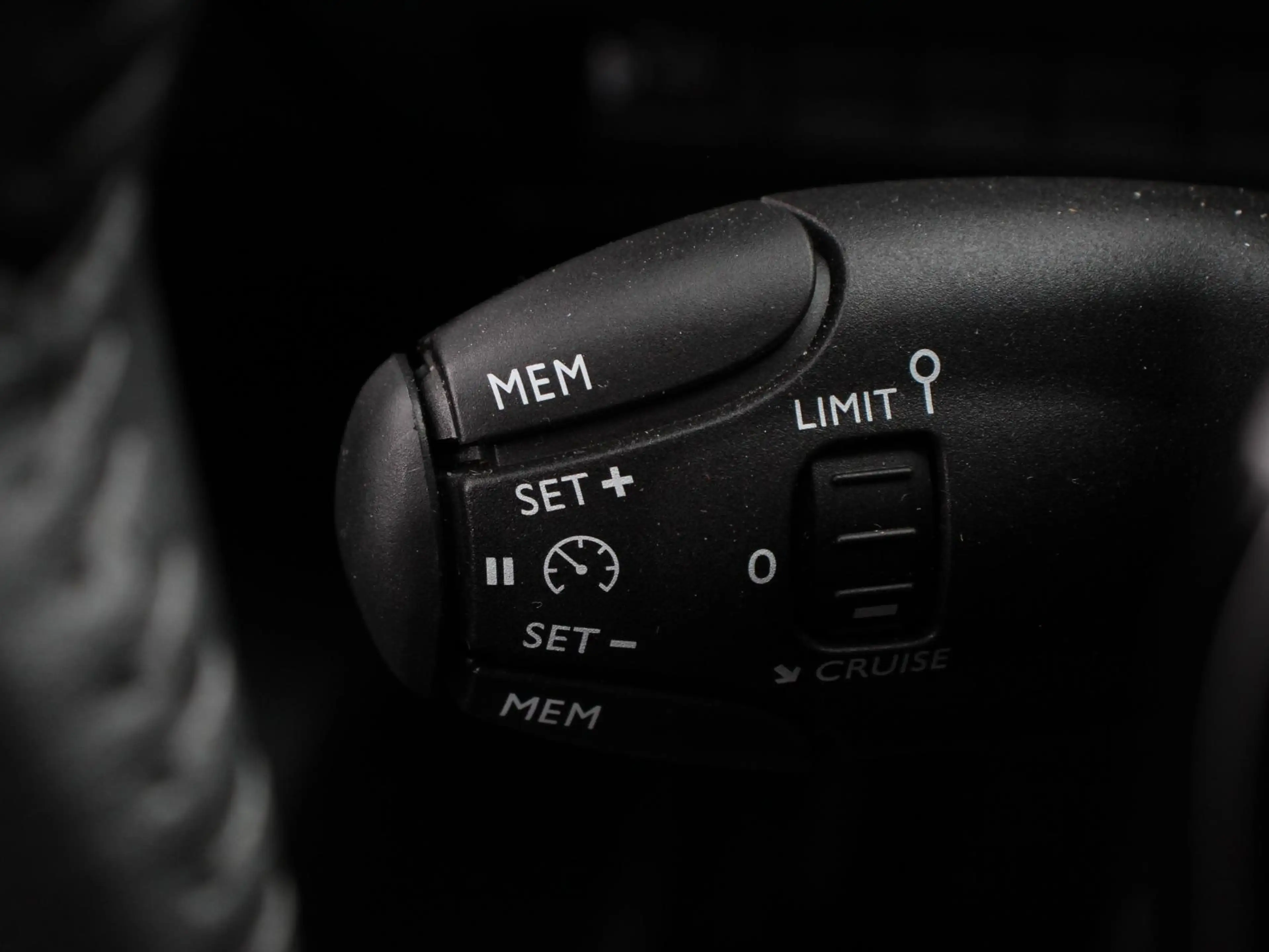 Peugeot e-2008 EV Allure Pack 54 kWh Navigatie Apple Carplay/Andr — photo 15