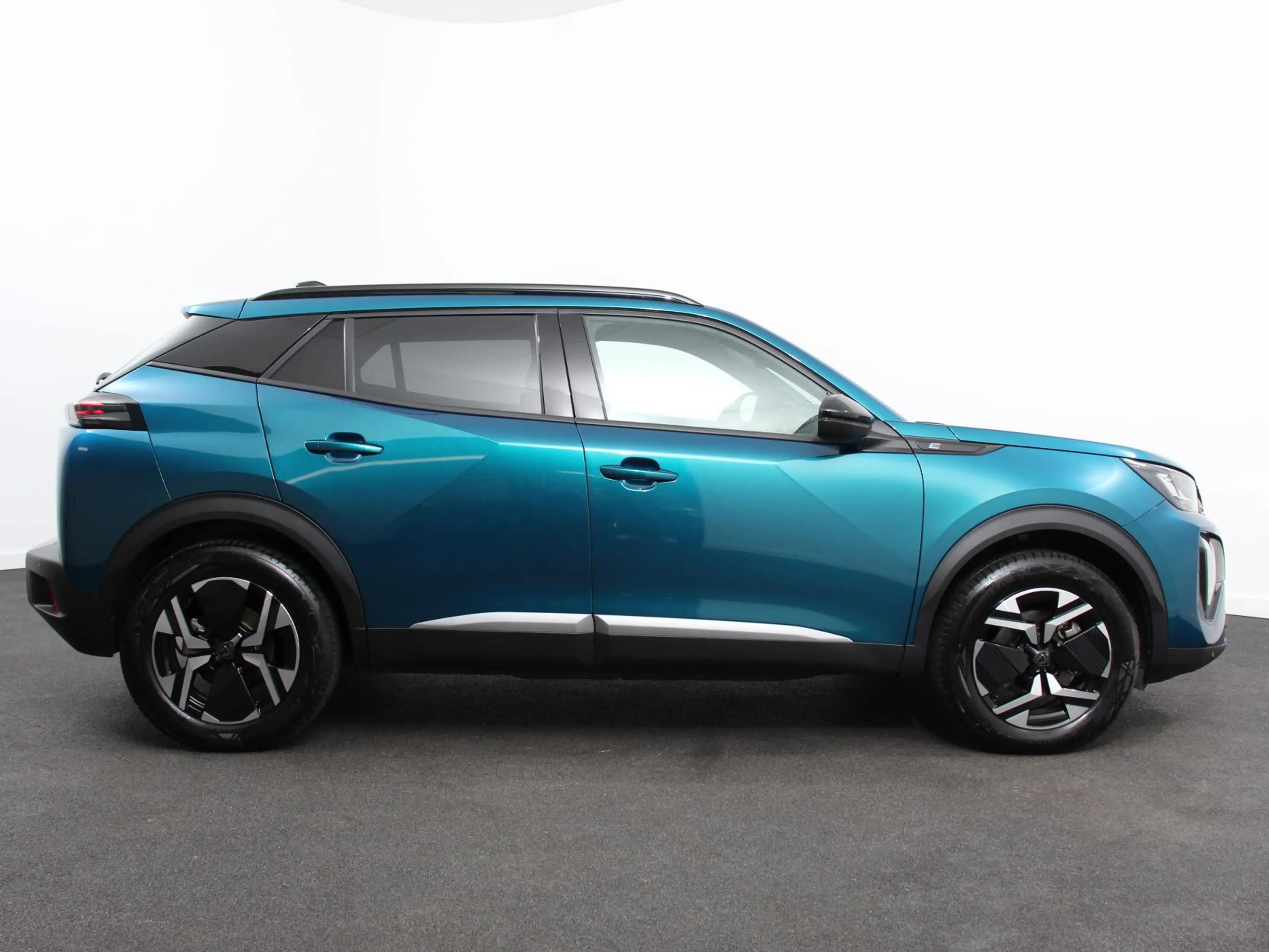 Peugeot e-2008 EV Allure Pack 54 kWh Navigatie Apple Carplay/Andr — photo 7