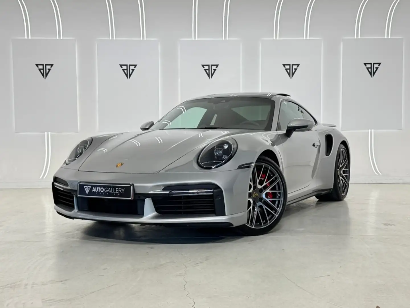 Porsche 992 Turbo Coupé PDK Plateado - 2