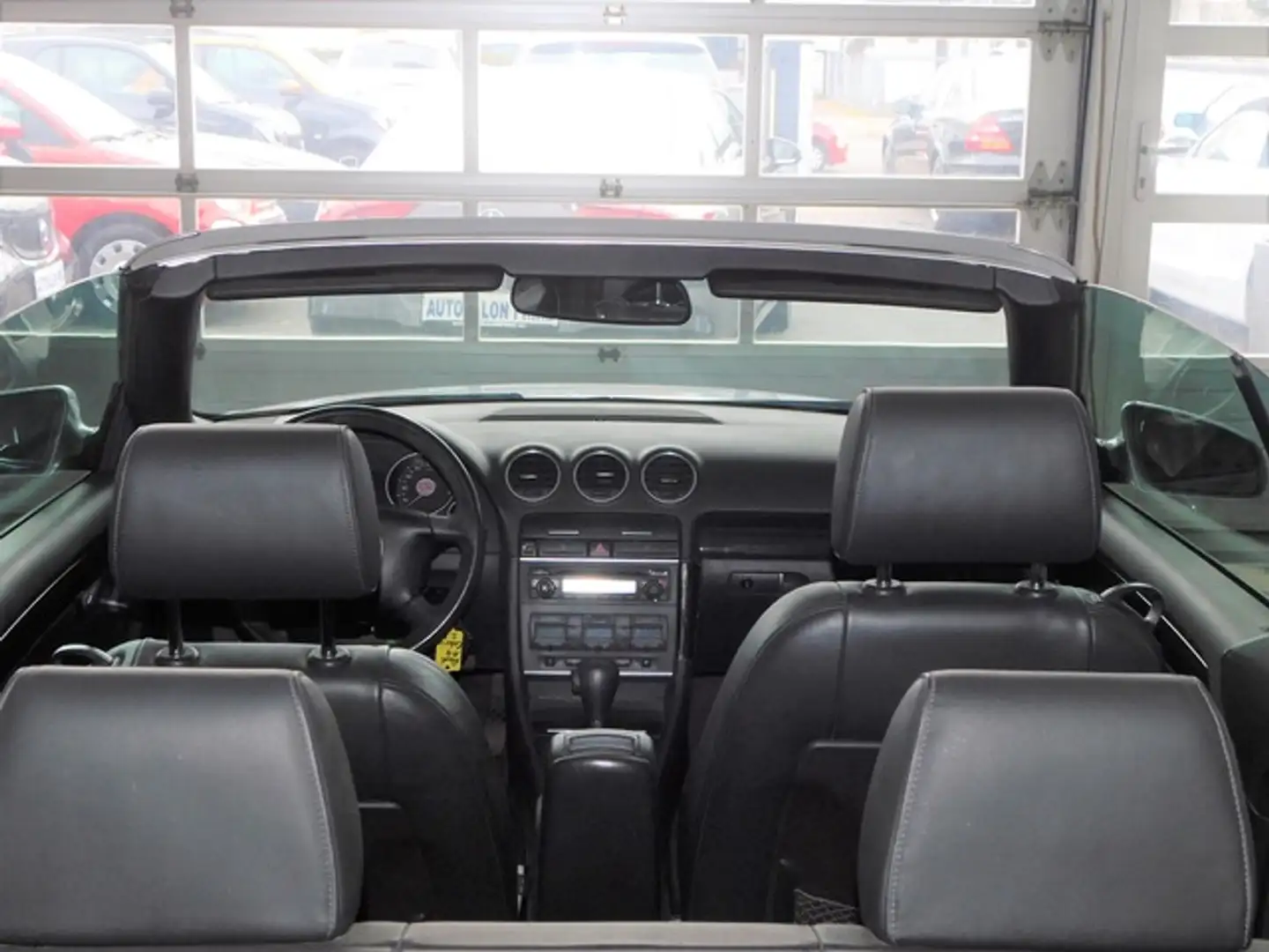 Audi A4 Cabriolet AUTOM KLIMA LEDER Einparkhilfe LM Silber - 2