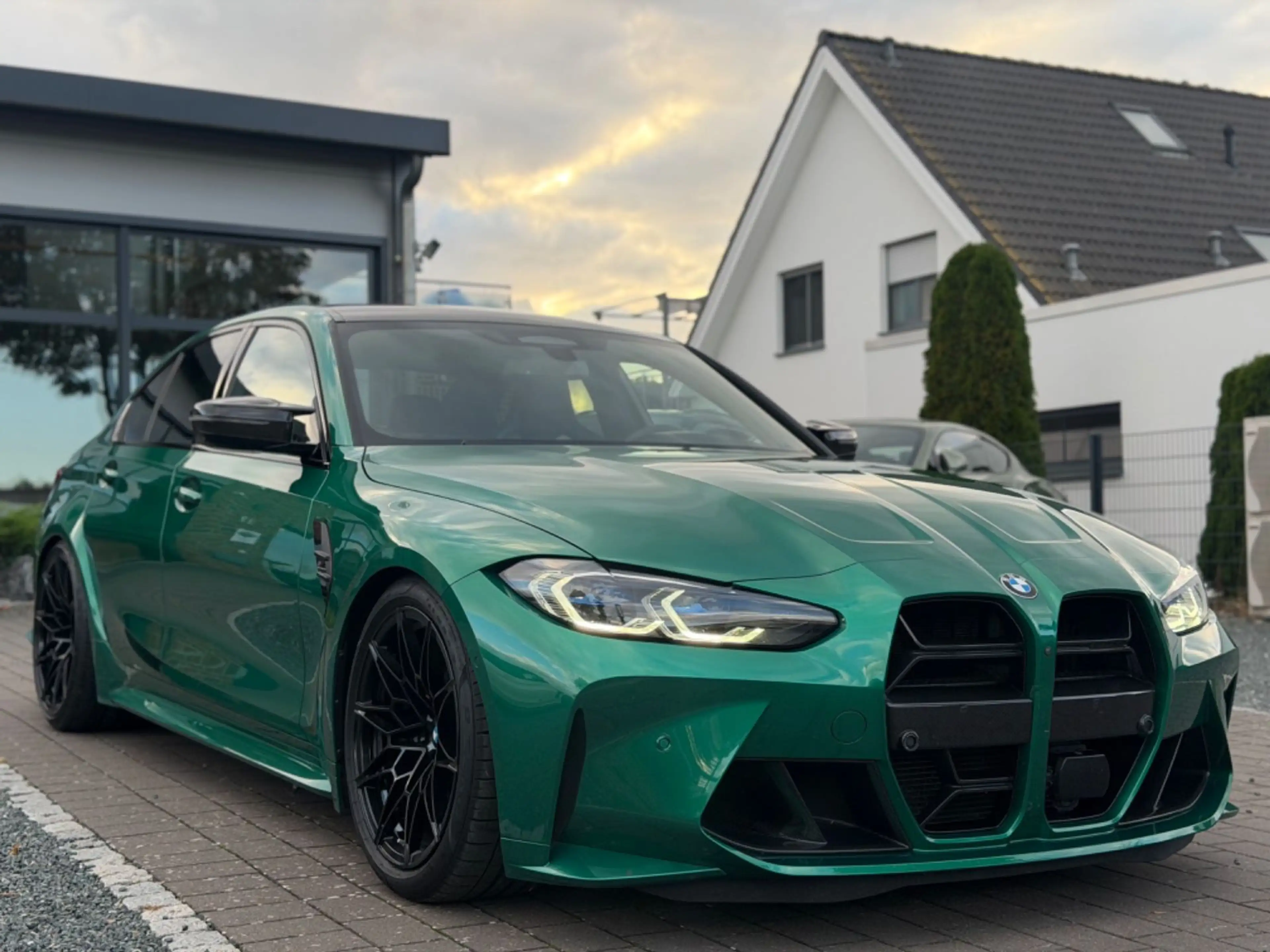 BMW M3 Lim. xDrive Competition/Carbon/Track-Paket