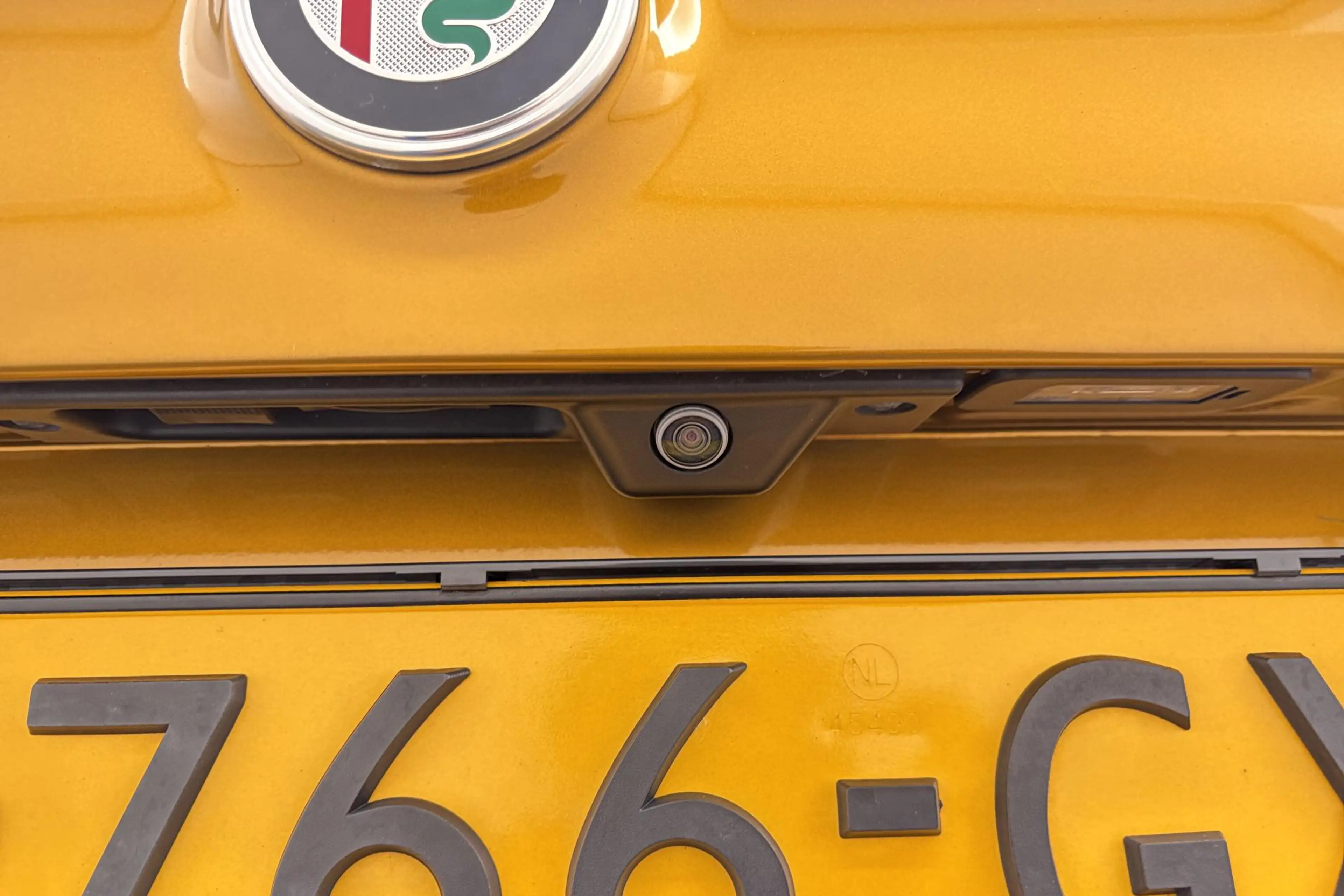 Alfa Romeo Giulia 2.0 T Veloce Italiaans temperament met een indrukw — photo 34