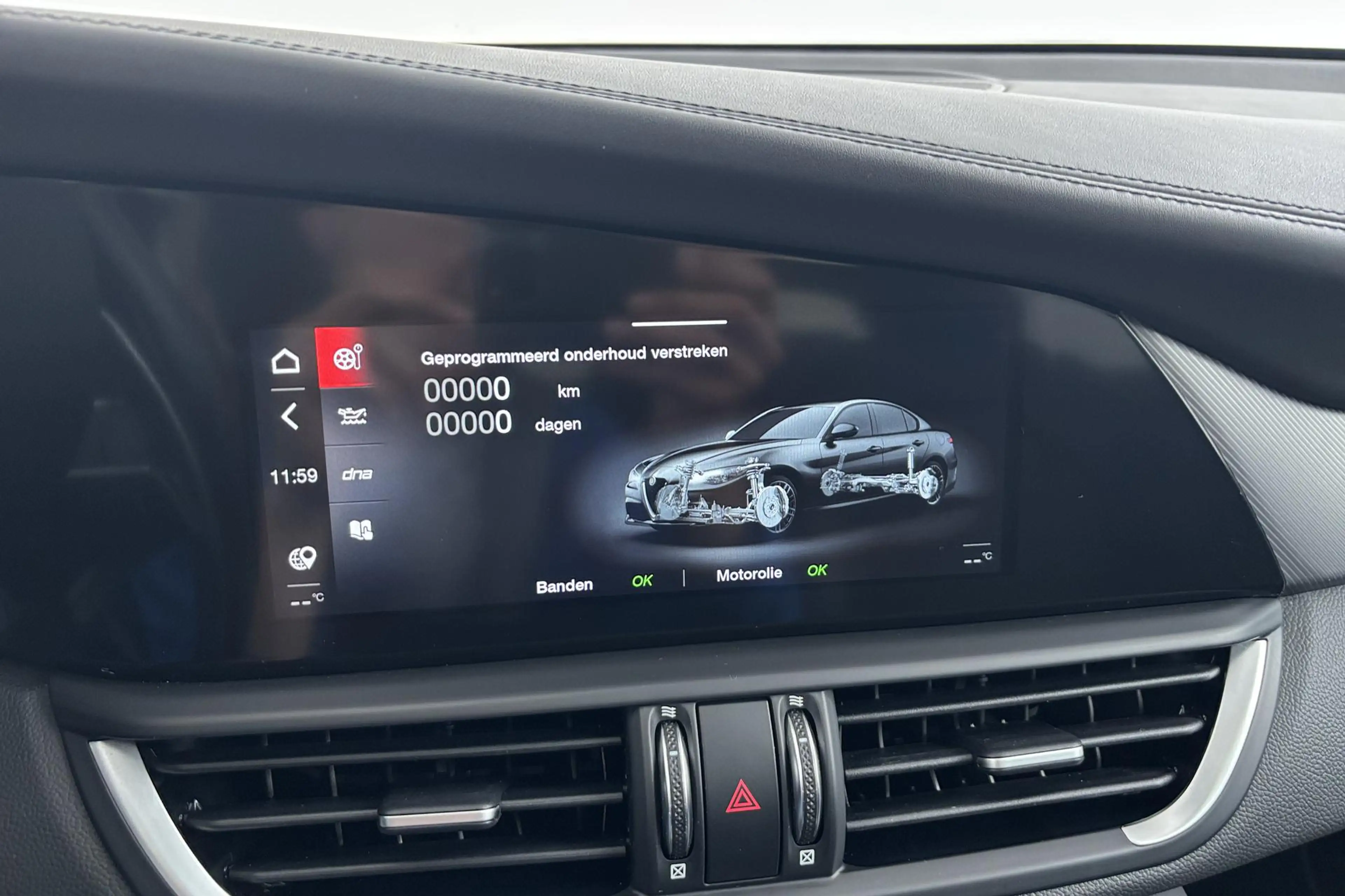 Alfa Romeo Giulia 2.0 T Veloce Italiaans temperament met een indrukw — photo 18