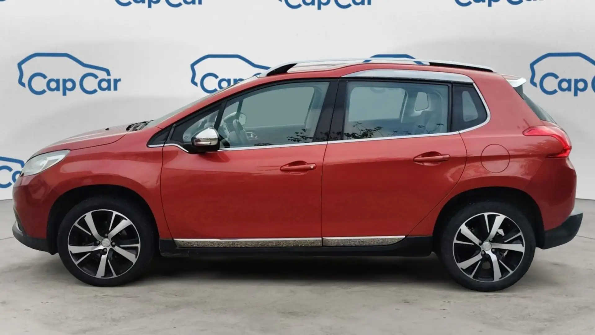 Peugeot 2008 1.6 e-HDi 92 Allure Rouge - 2