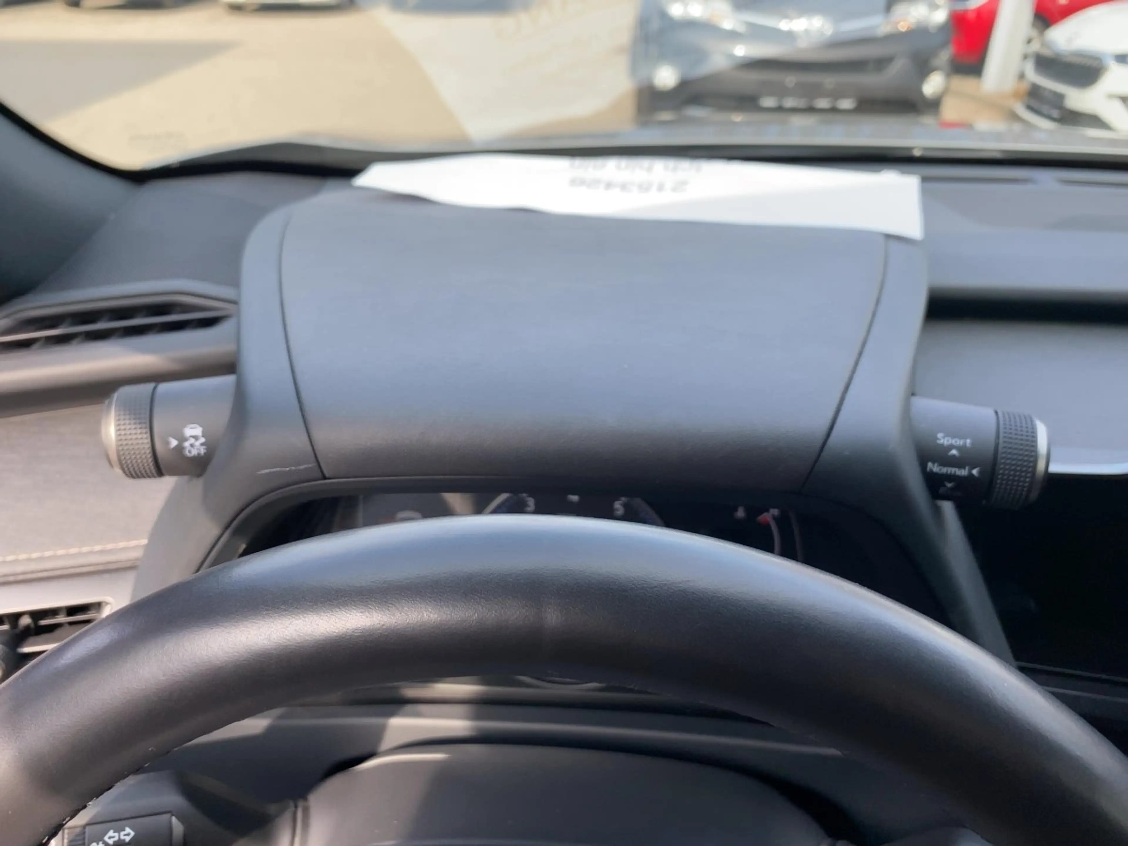 Lexus UX 250h UX 250 h Style Edition zuverlässiger Crossover — photo 23