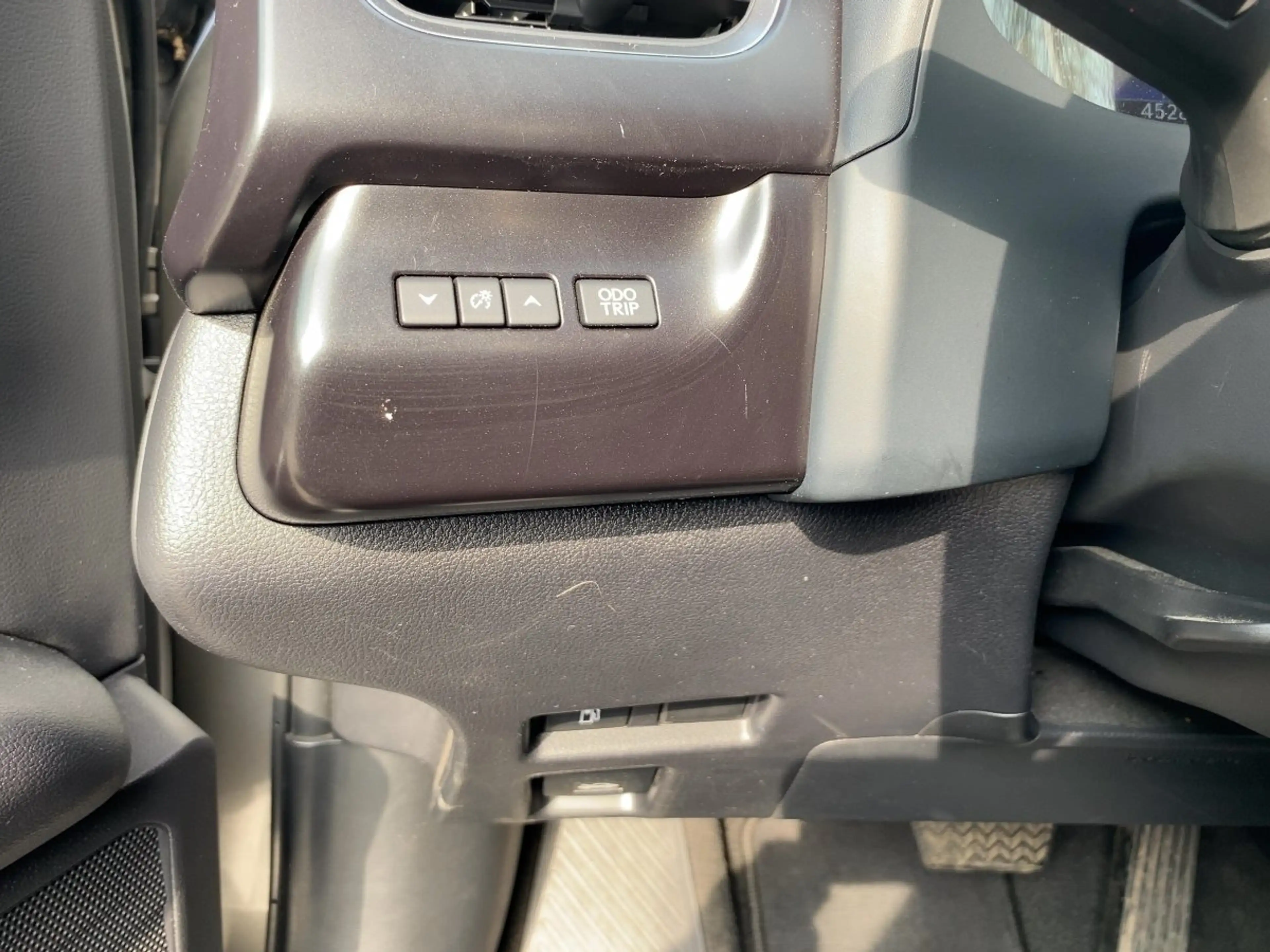 Lexus UX 250h UX 250 h Style Edition zuverlässiger Crossover — photo 21