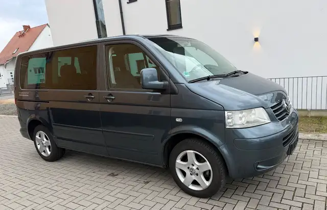 Volkswagen T5 Multivan Twenty 2.5 TDI Navi STHZ PDC
