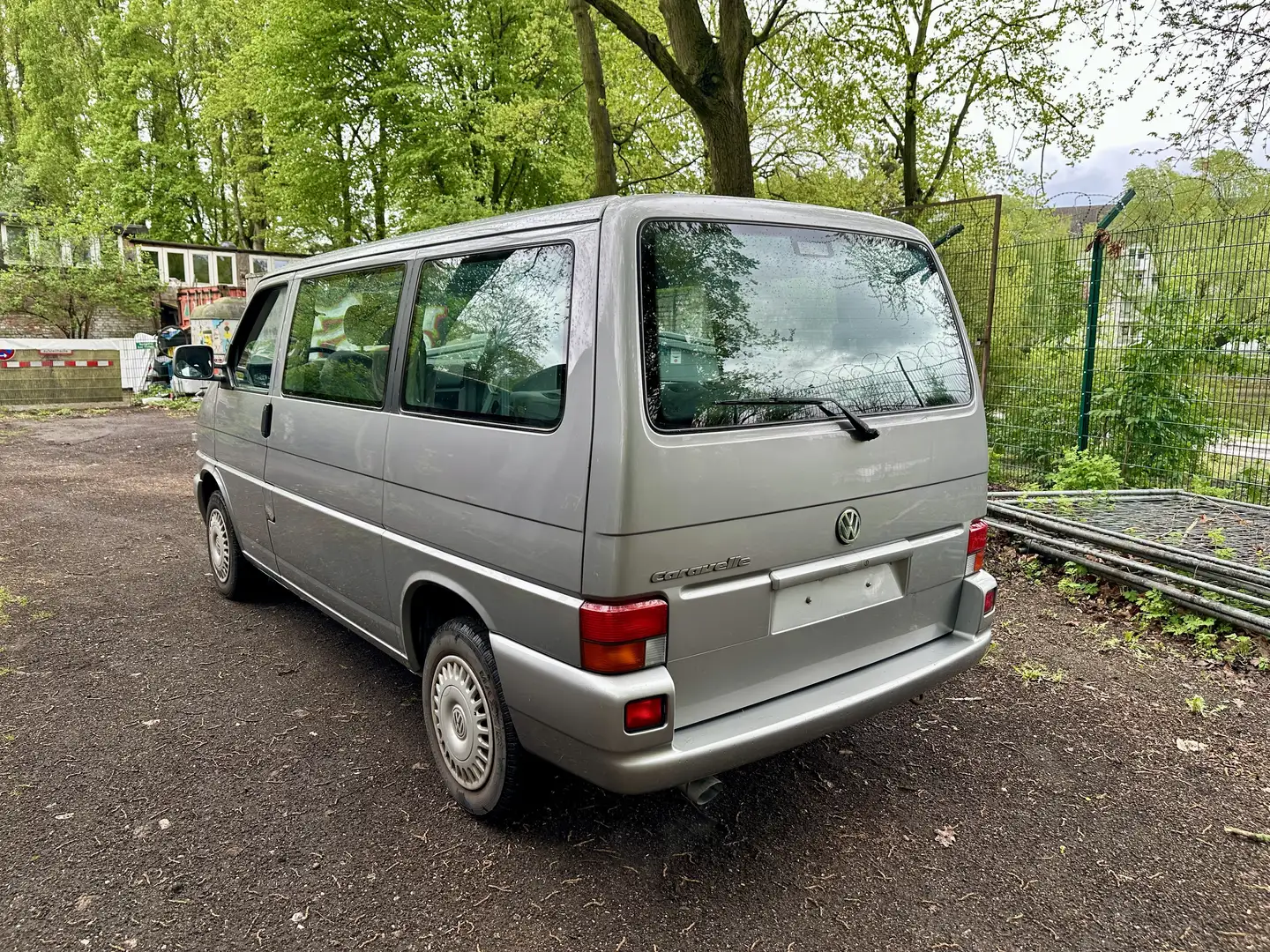 Volkswagen T4 2.0 Caravelle Gris - 2