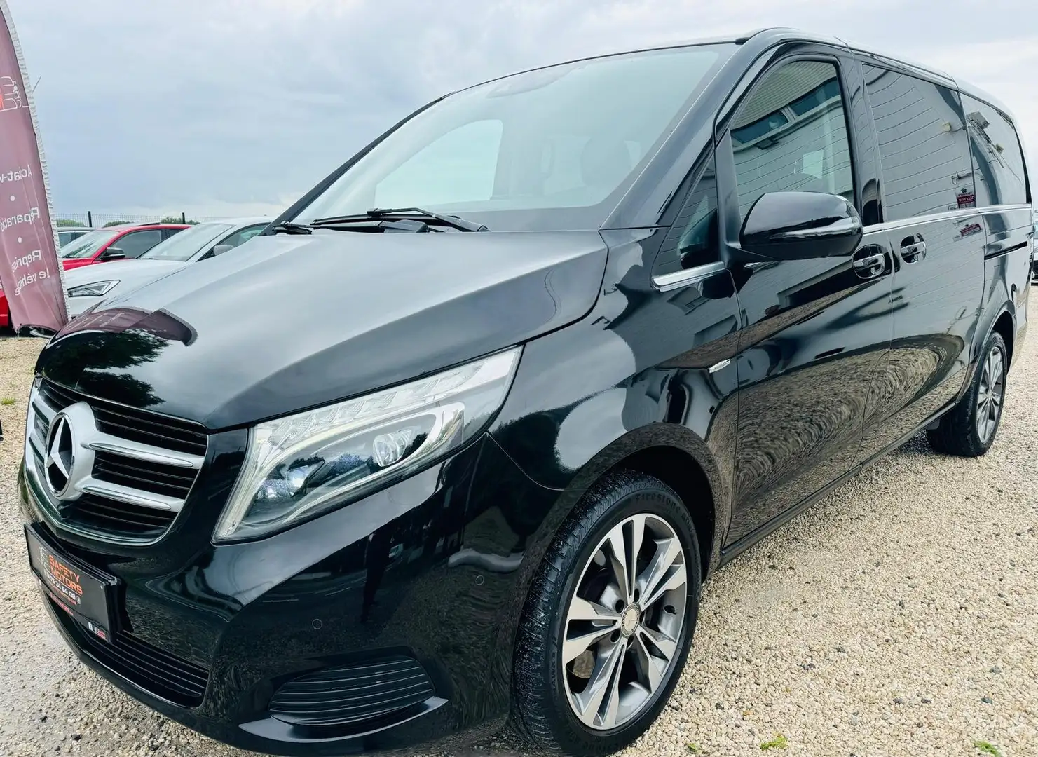 Mercedes-Benz V 250 V 250 d Exclusive avant-garde Zwart - 1