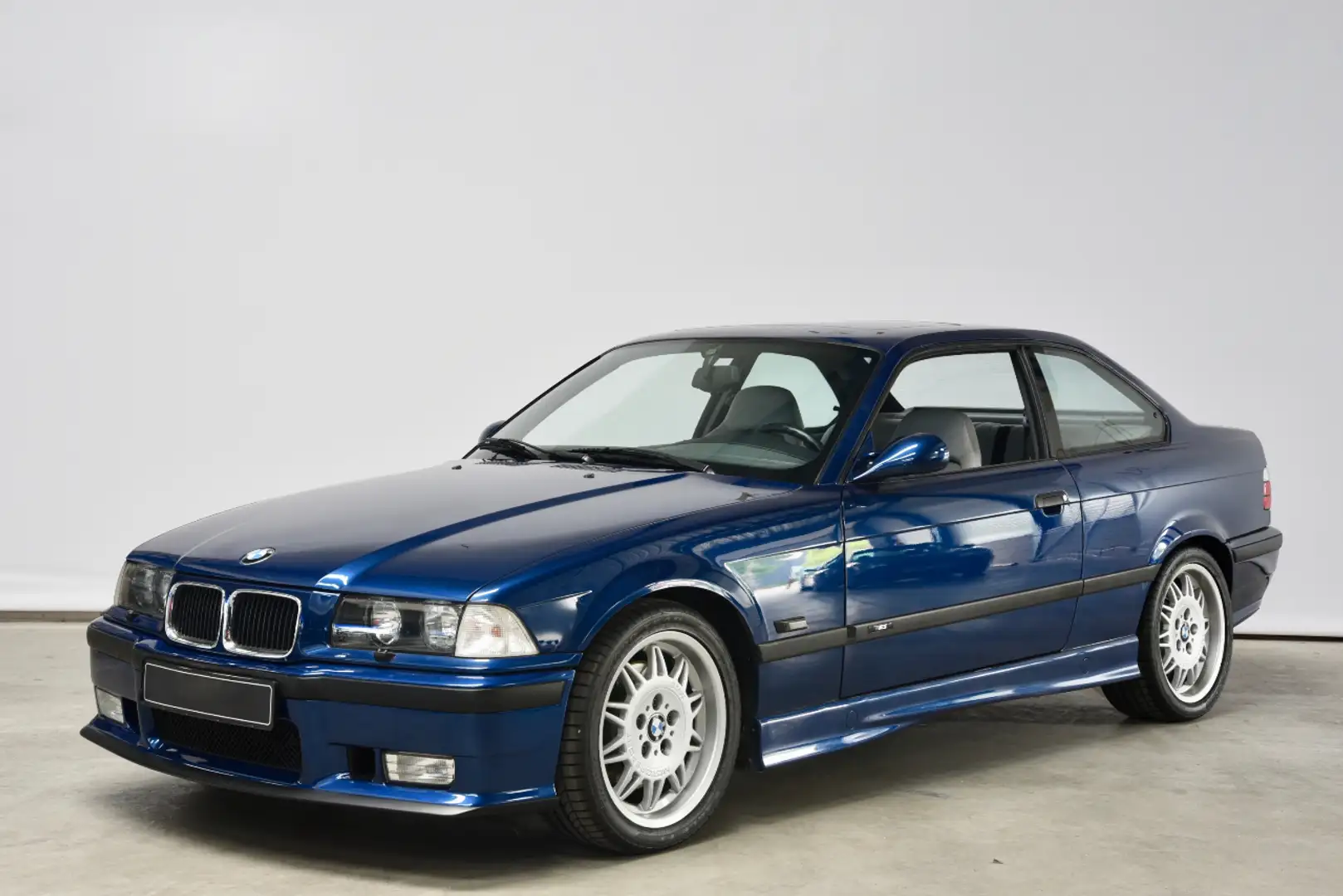 BMW M3 E36 | Handgeschakeld Blauw - 1