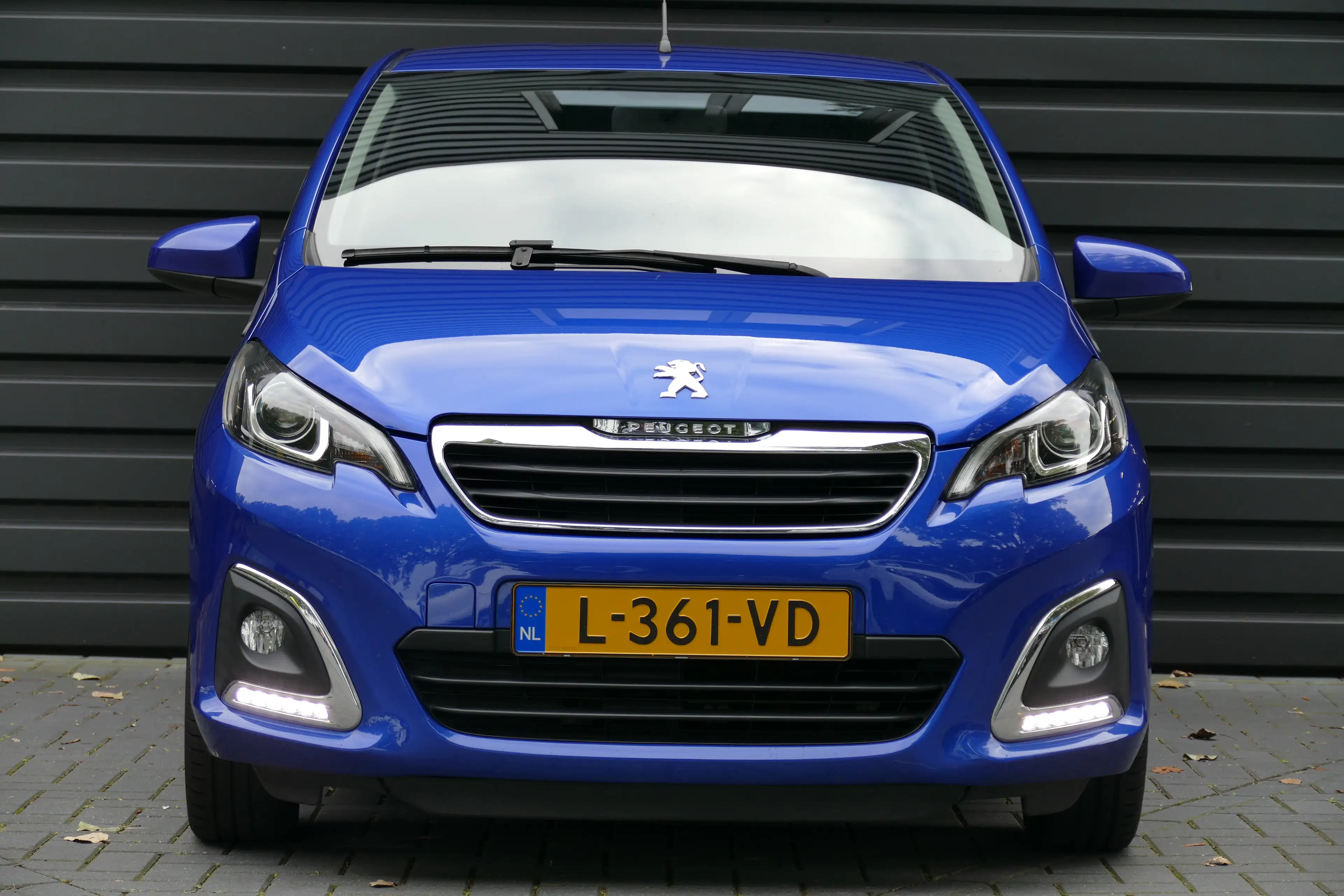 Peugeot 108 1.0 E-VTI 72PK 5-DRS ALLURE / CAMERA / 15"LMV / LE — photo 4