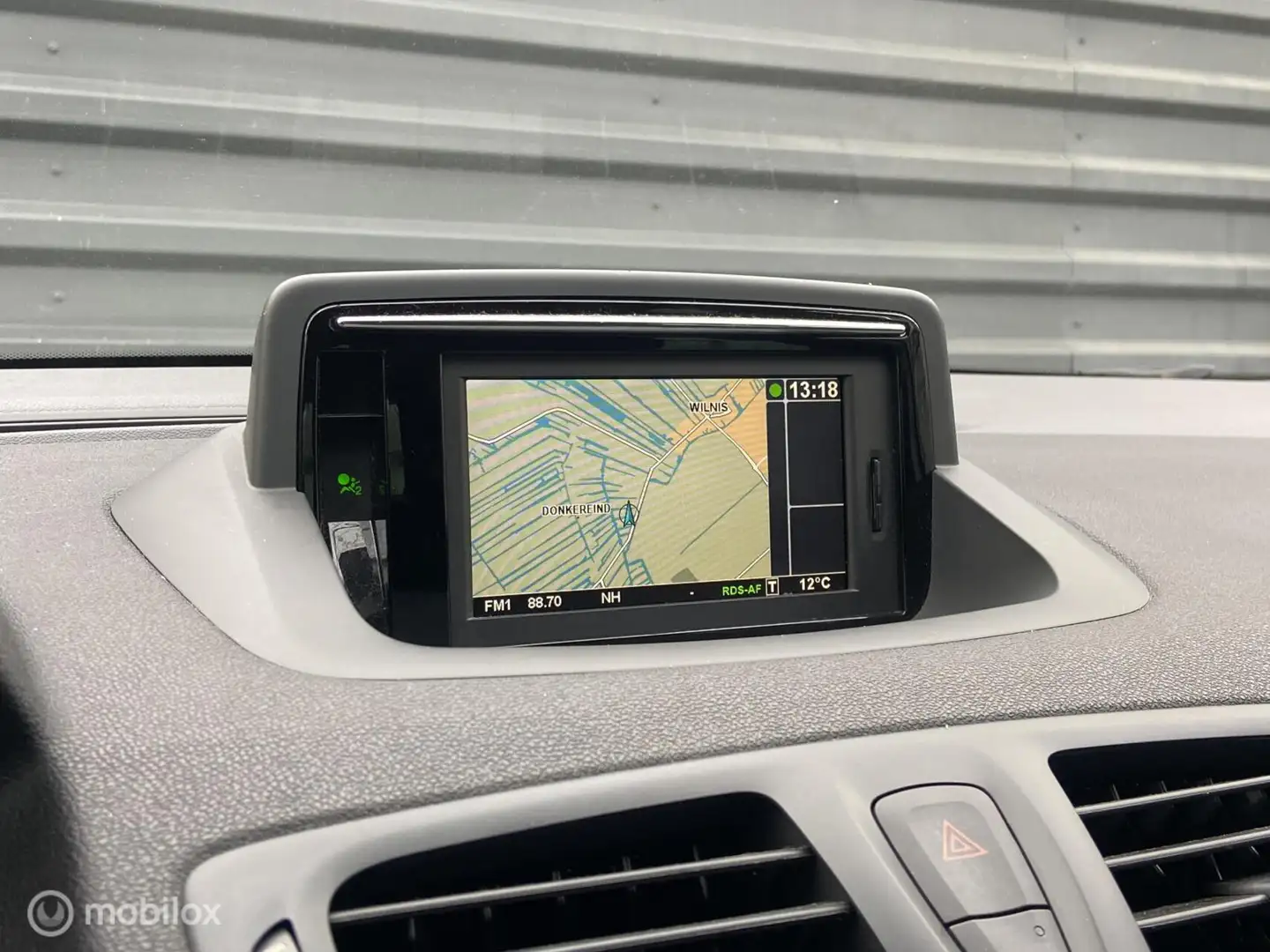 Renault Megane 1.2 TCe Limited / LED / ALLSEASON / NAVIGATIE Wit - 2