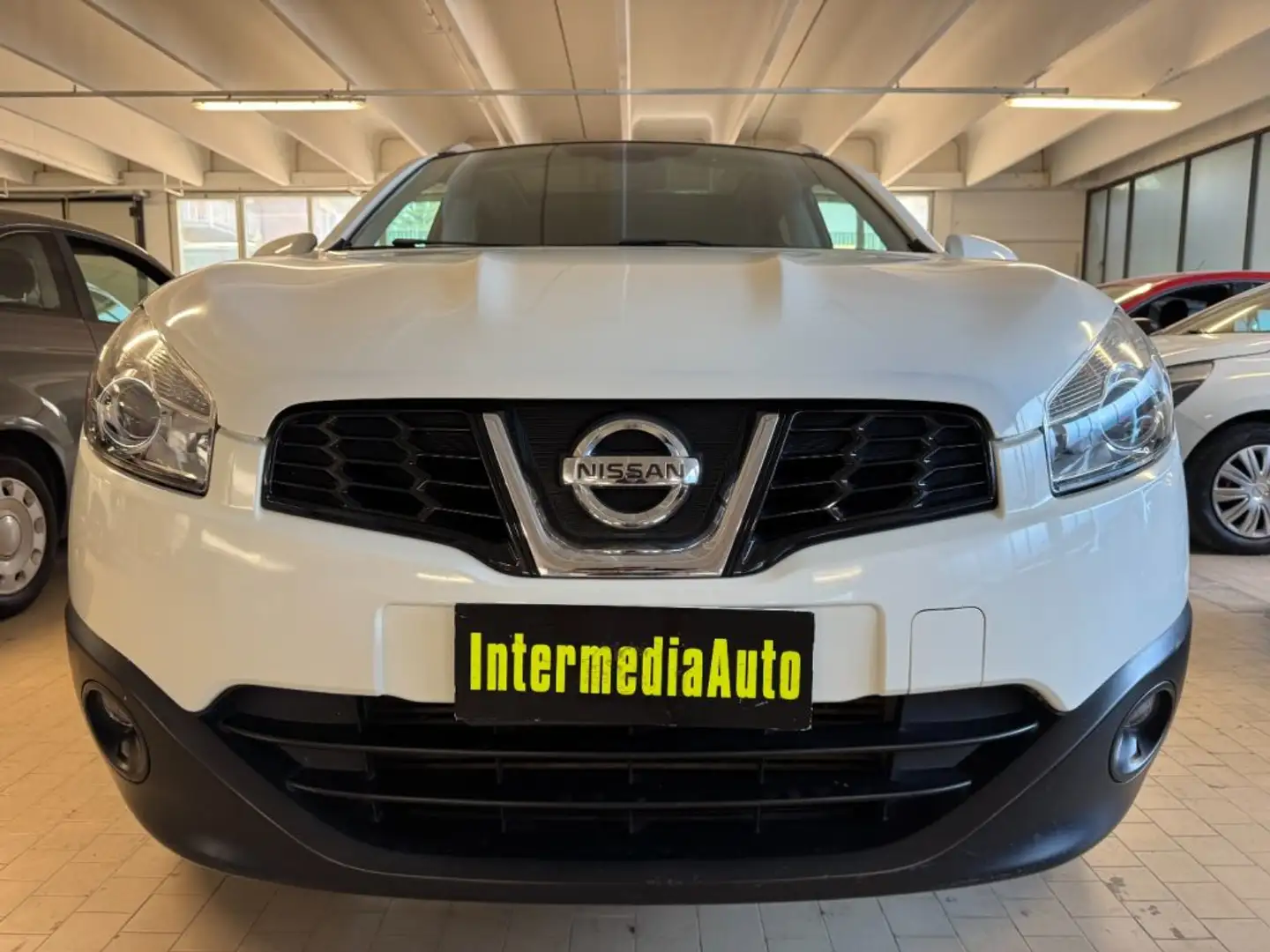 Nissan Qashqai 1.5 dCi DPF n-tec Distribuzione Fatta White - 2