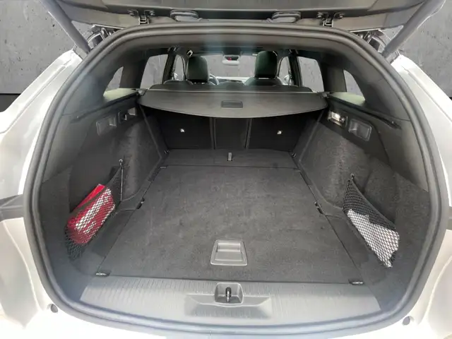 Opel Astra view 7