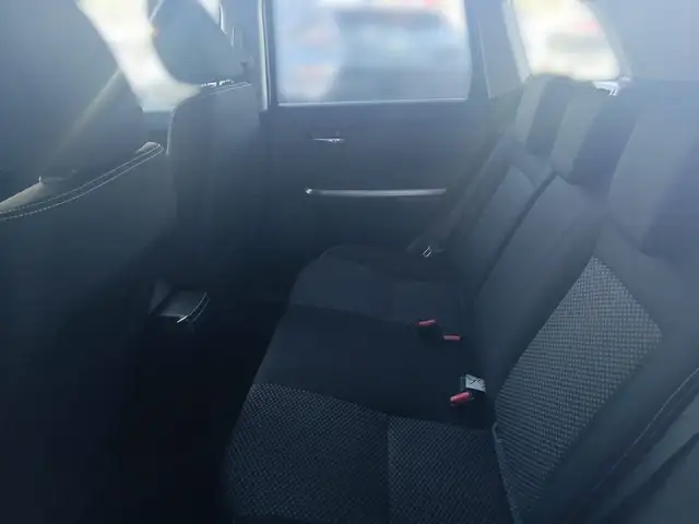 Suzuki Vitara view 13