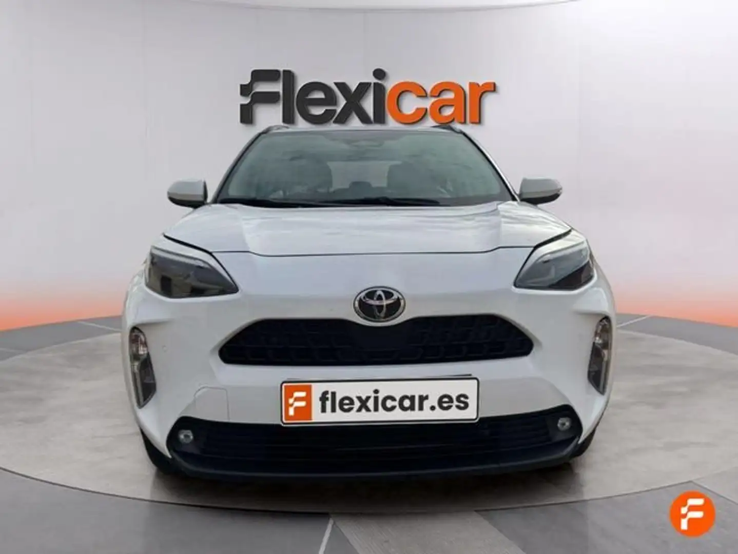 Toyota Yaris Cross 120H Style Blanco - 2
