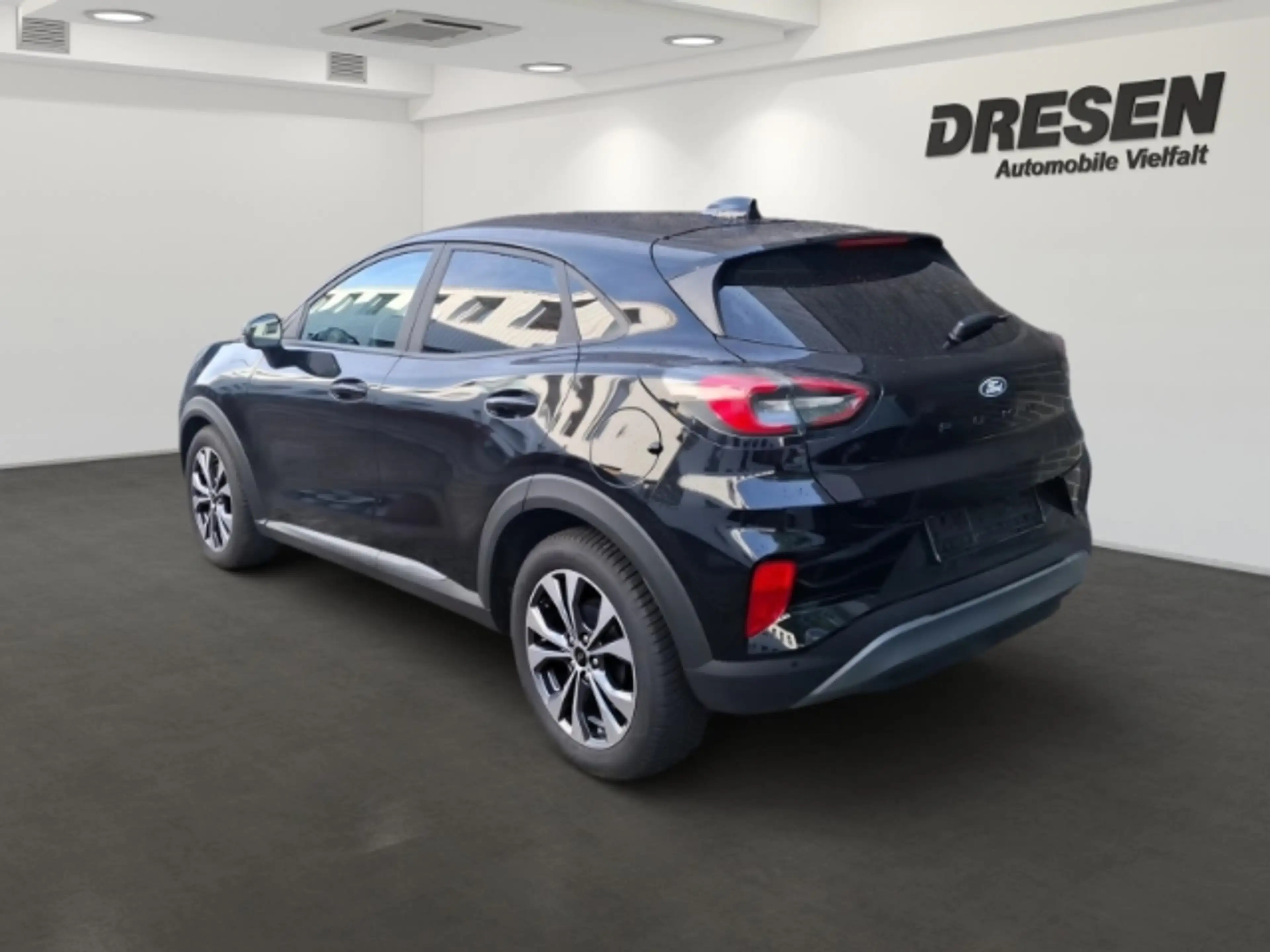 Ford Puma Titanium 1.0 EcoBoost Winterpaket+Rückfahrkamera+T — photo 4
