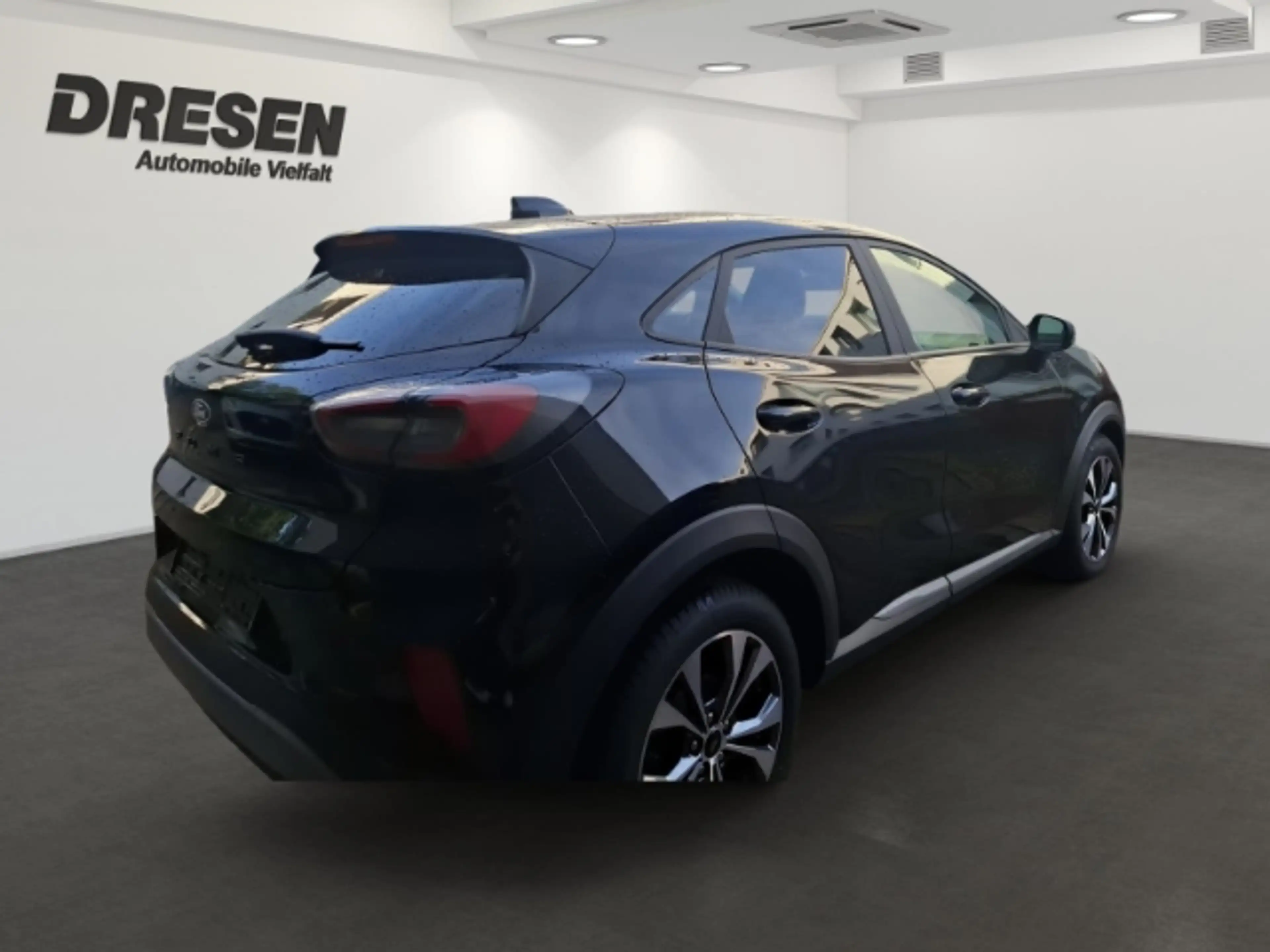 Ford Puma Titanium 1.0 EcoBoost Winterpaket+Rückfahrkamera+T — photo 3