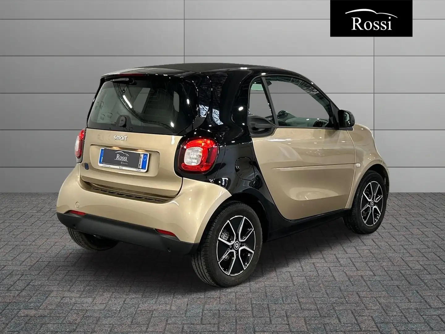 smart forTwo eq Pure 22kW Zlatá - 2