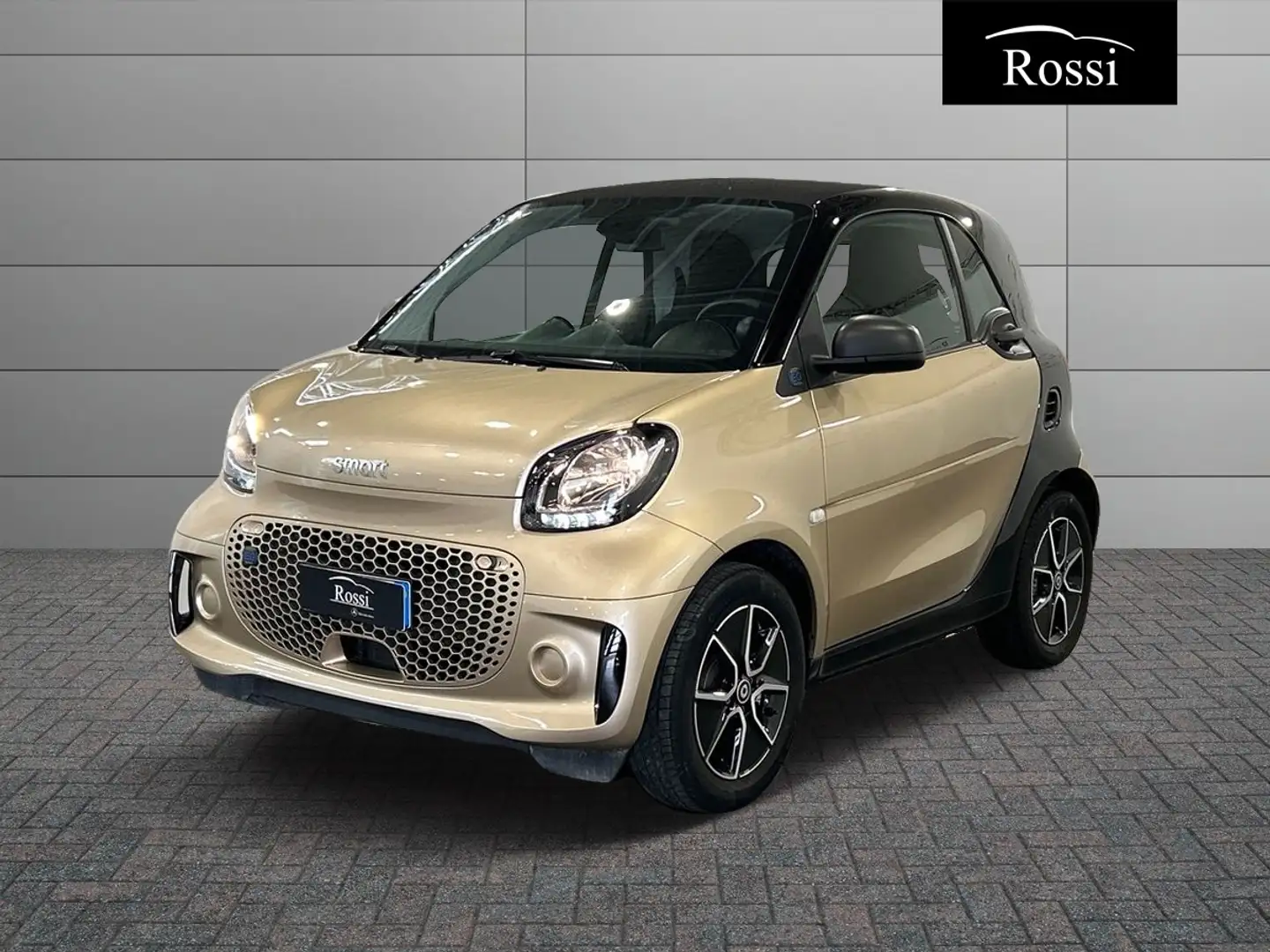 smart forTwo eq Pure 22kW Zlatá - 1