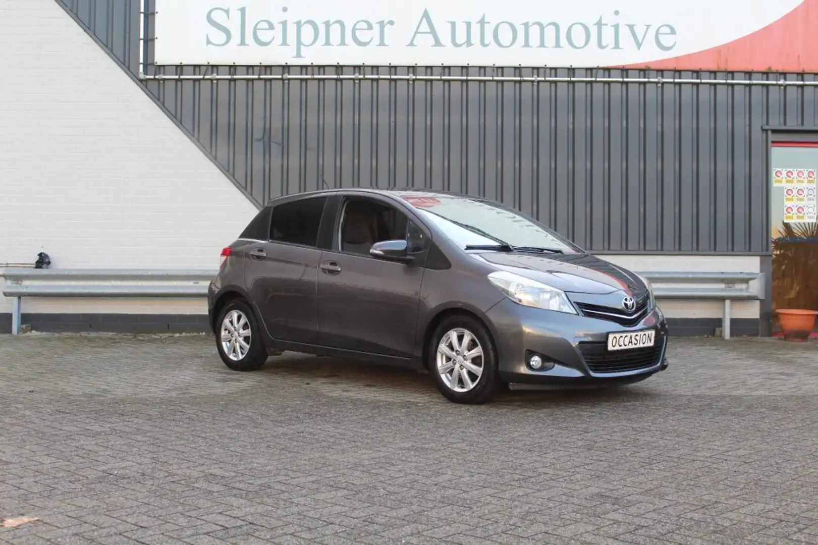 Toyota Yaris 1.3 VVT-I DYNAMIC/ 1 st eigenaar en Toyota onderho Gris - 2