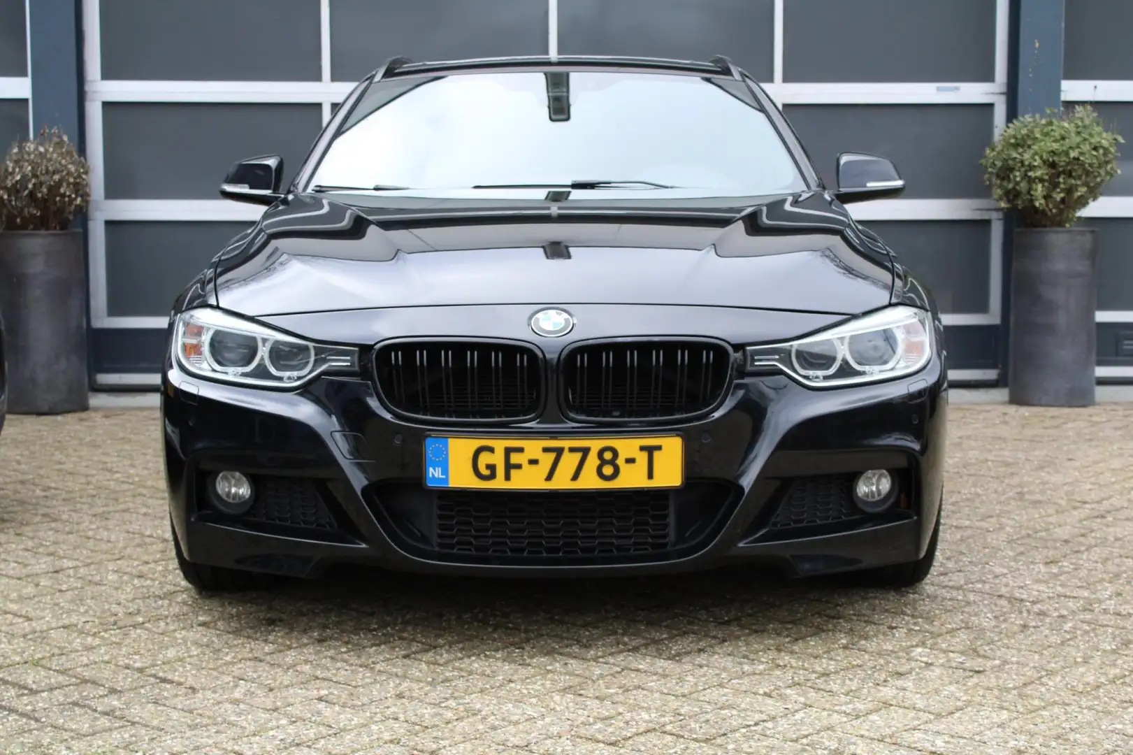 BMW 328 3-serie Touring 328i High Executive Negro - 2