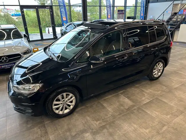 Volkswagen Touran view 23