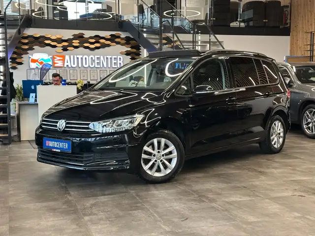 2019 Volkswagen Touran in Black for sale