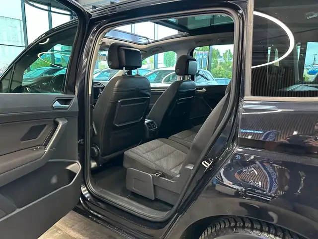 Volkswagen Touran view 30