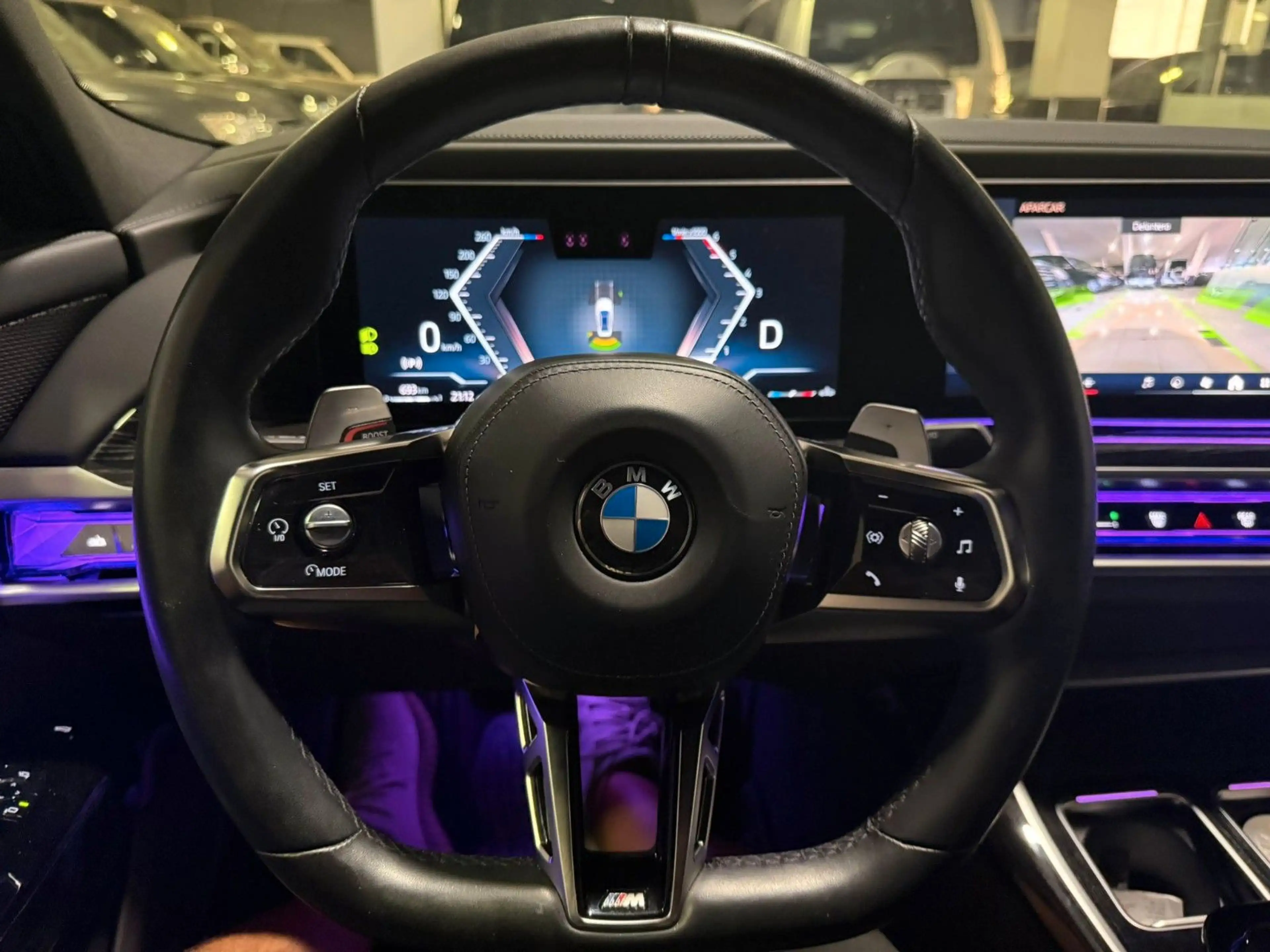 BMW 740 d xDrive M Sport — photo 11