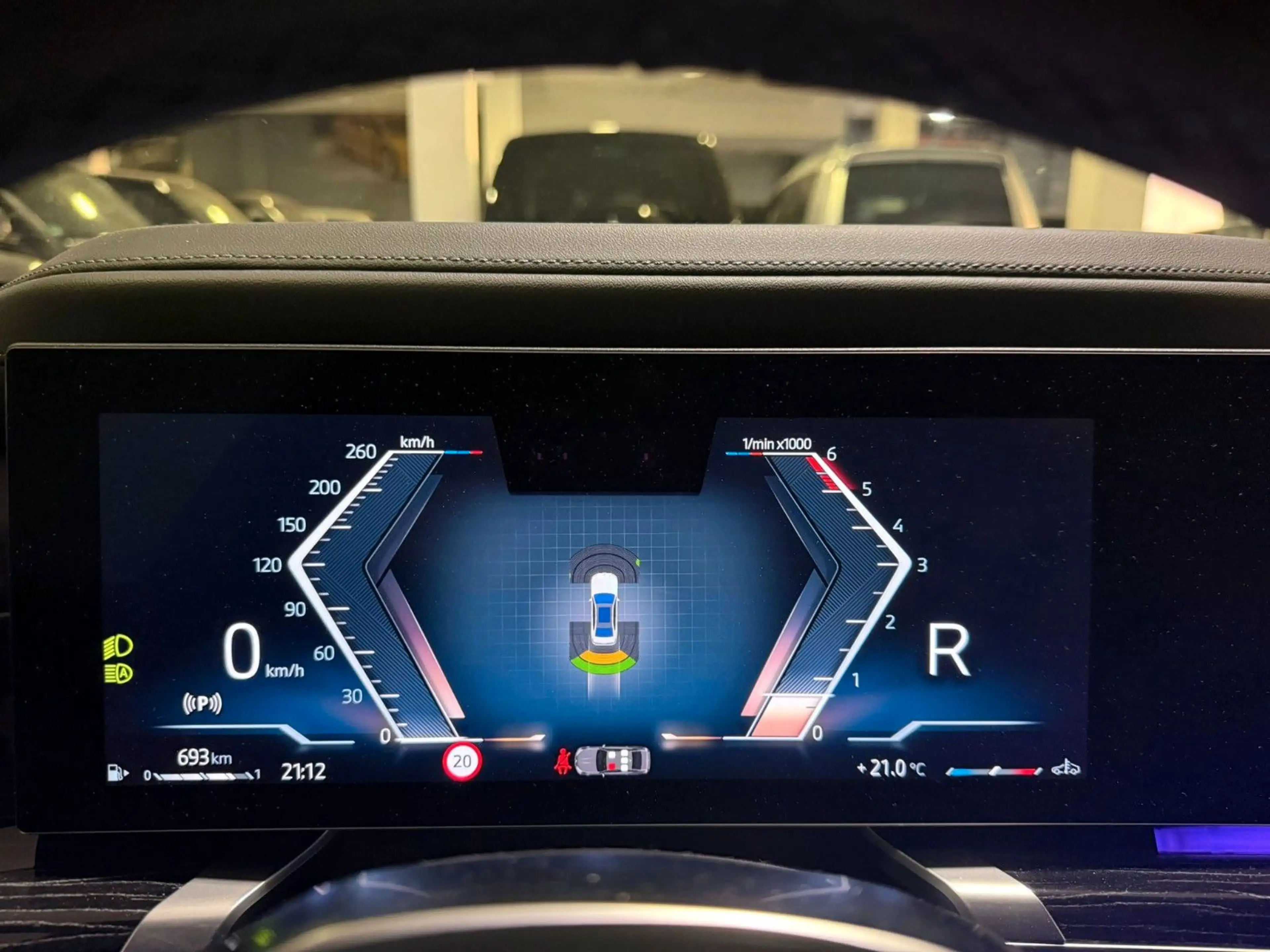 BMW 740 d xDrive M Sport — photo 14