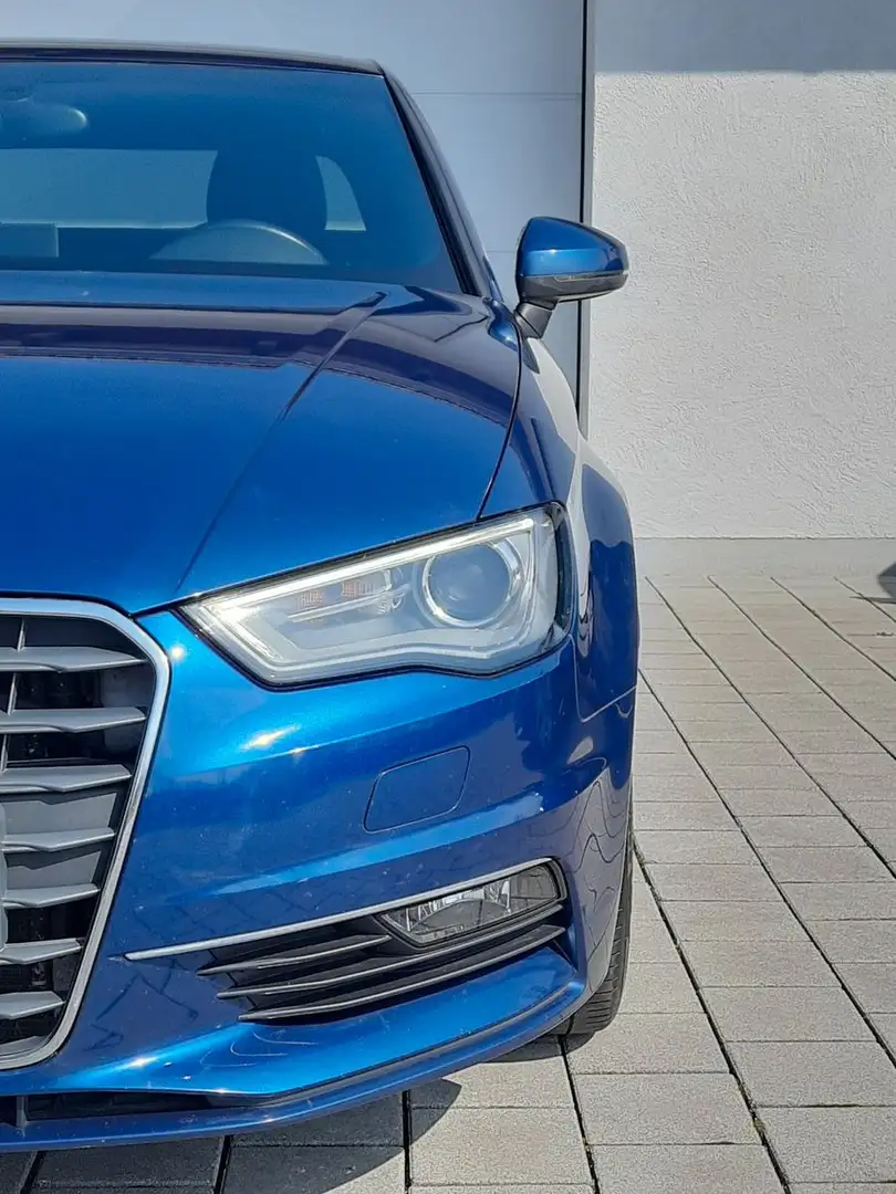 Audi A3 Limo 2.0TDI quattro/2xS-line/Bi-Xen/DSP/18" Blau - 1