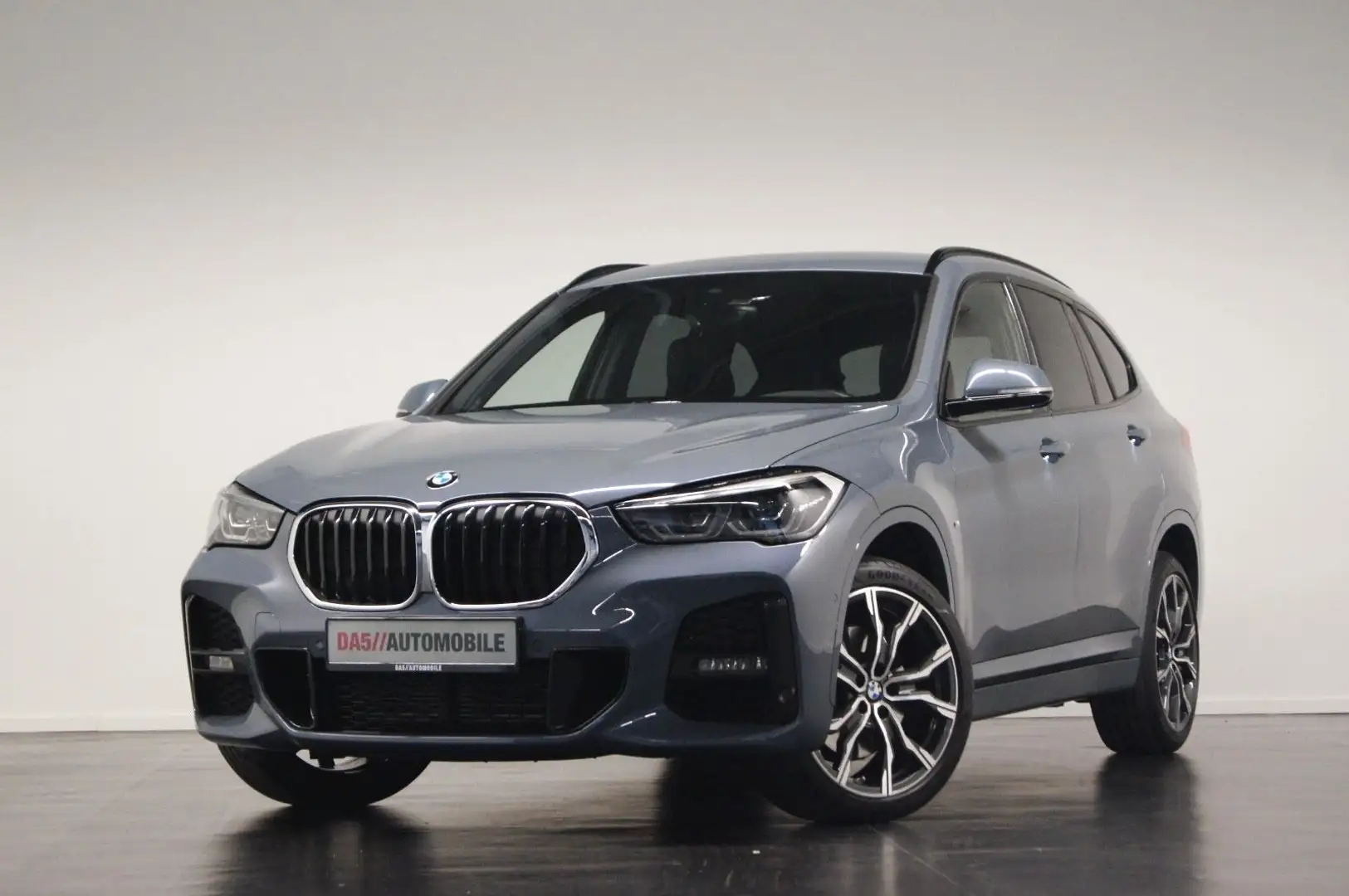 BMW X1 xDrive 25 i M Sport |AHK|19"|H/K|INDIVIDU|LED Grey - 1
