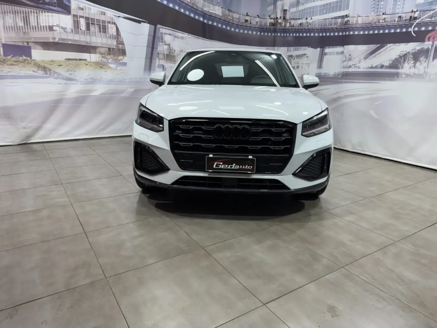 Audi Q2 35 TDI quattro S tronic Advanced FULL-LED BLACK ED Bianco - 1