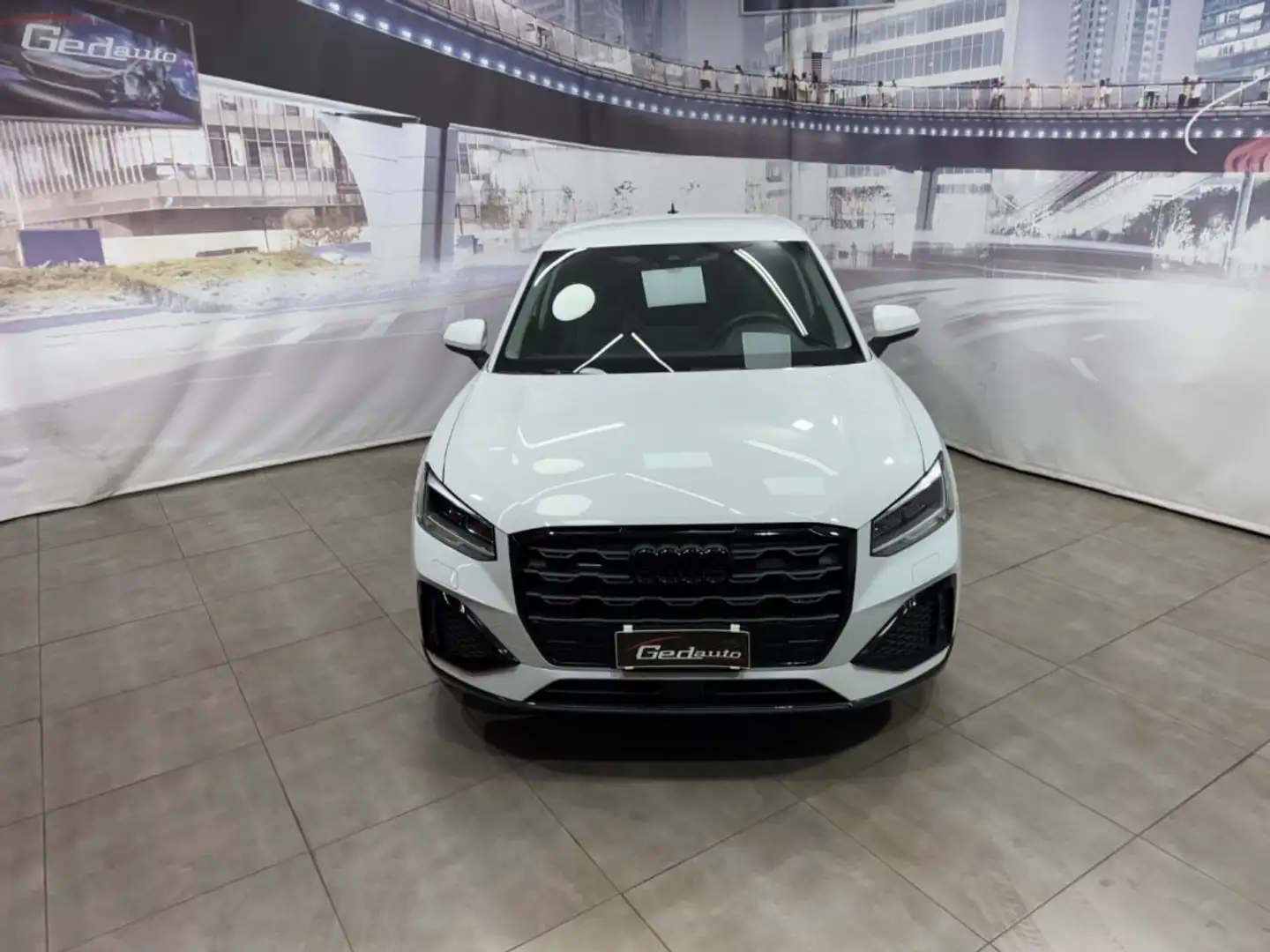 Audi Q2 35 TDI quattro S tronic Advanced FULL-LED BLACK ED Bianco - 2
