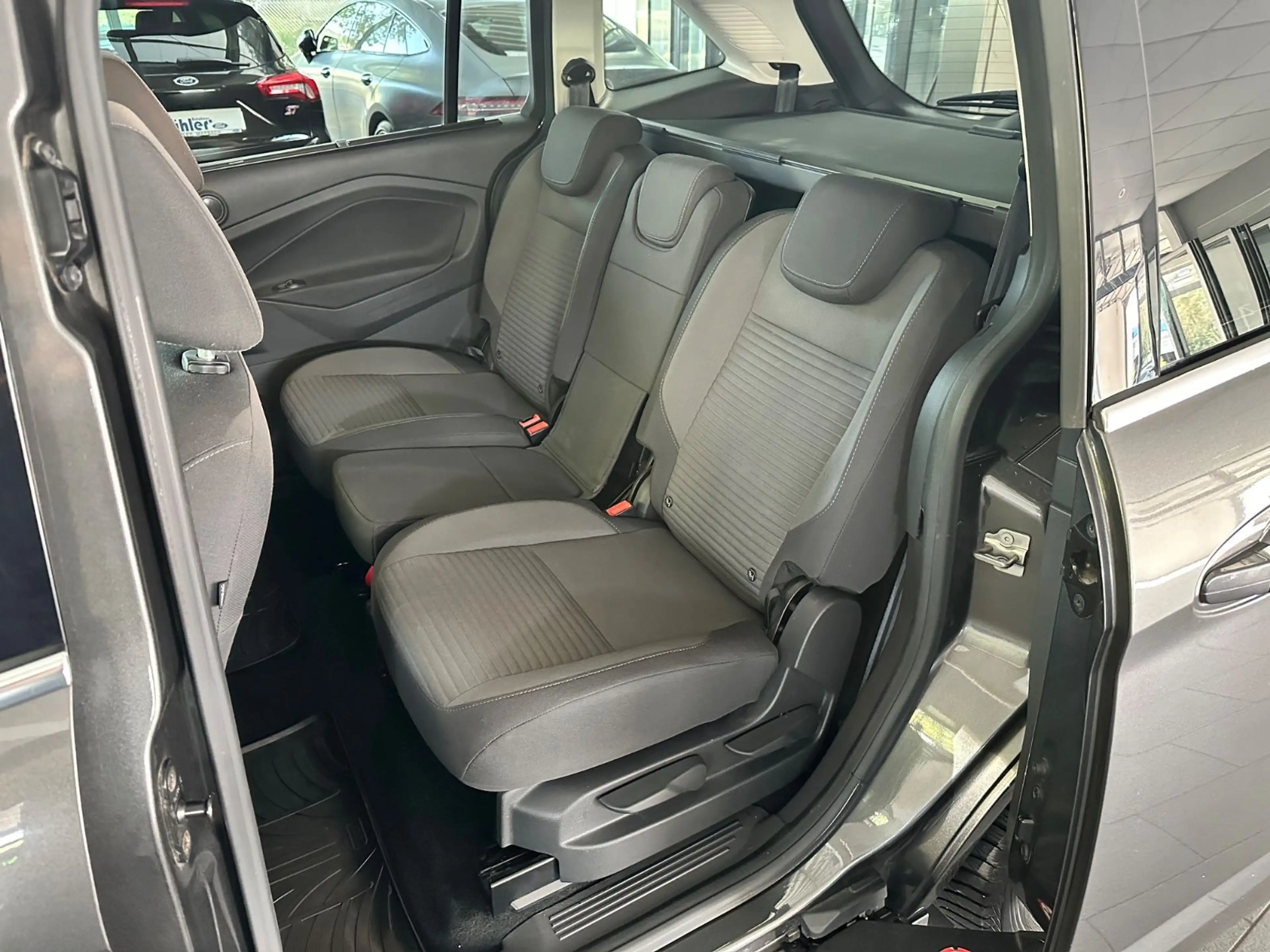 Ford Grand C-Max Grand C-MAX Titanium 2.0 AUTOMATIK 7-SITZER — photo 14