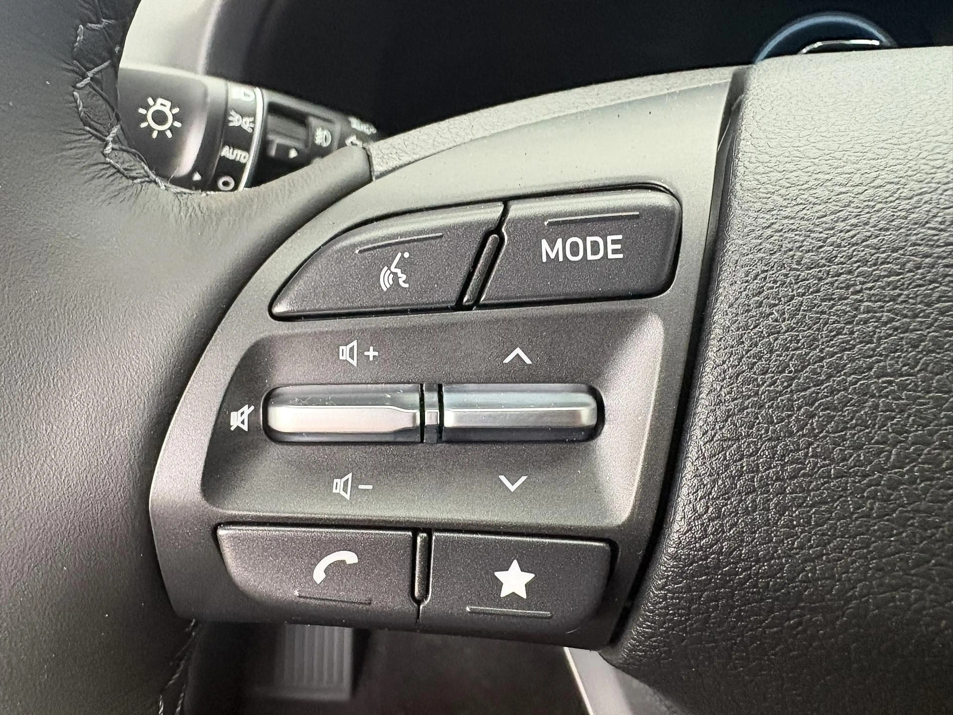 Hyundai i30 STYLE NAVI WP ALU LED RFK PDC 1.0 T-GDi 84kW/11... — photo 14