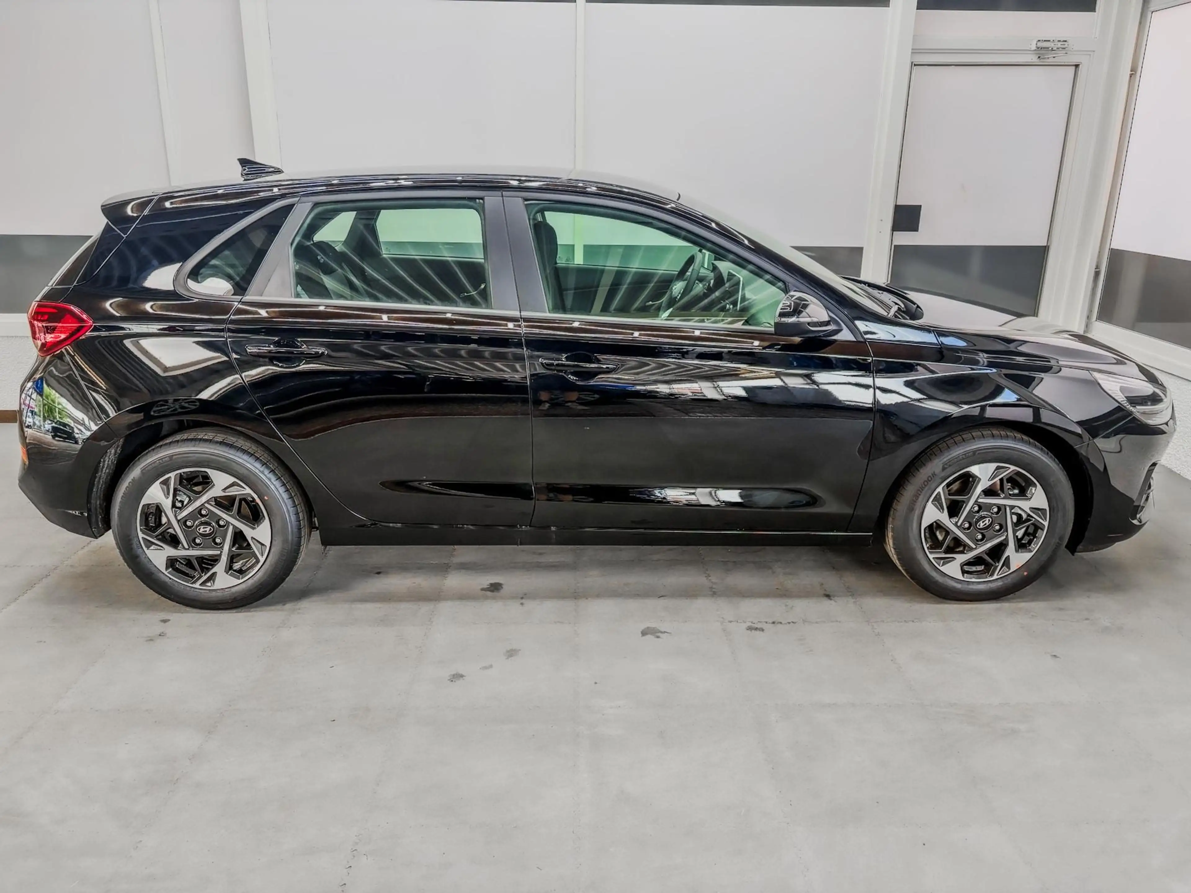 Hyundai i30 STYLE NAVI WP ALU LED RFK PDC 1.0 T-GDi 84kW/11... — photo 4