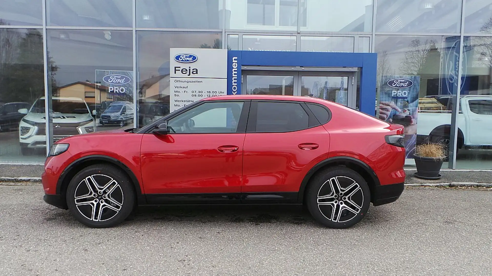 Ford Capri Dual-Elektro Extended Range Allrad Premium Rot - 2
