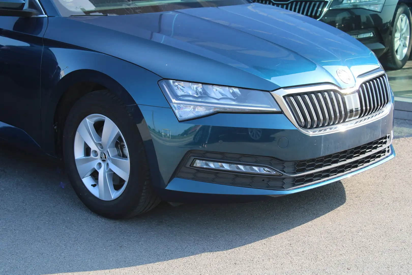 Skoda Superb SW 1.5 TSI ACT Ambit-VEEL OPTIES-AC-CAMERA-TREKH Blau - 2