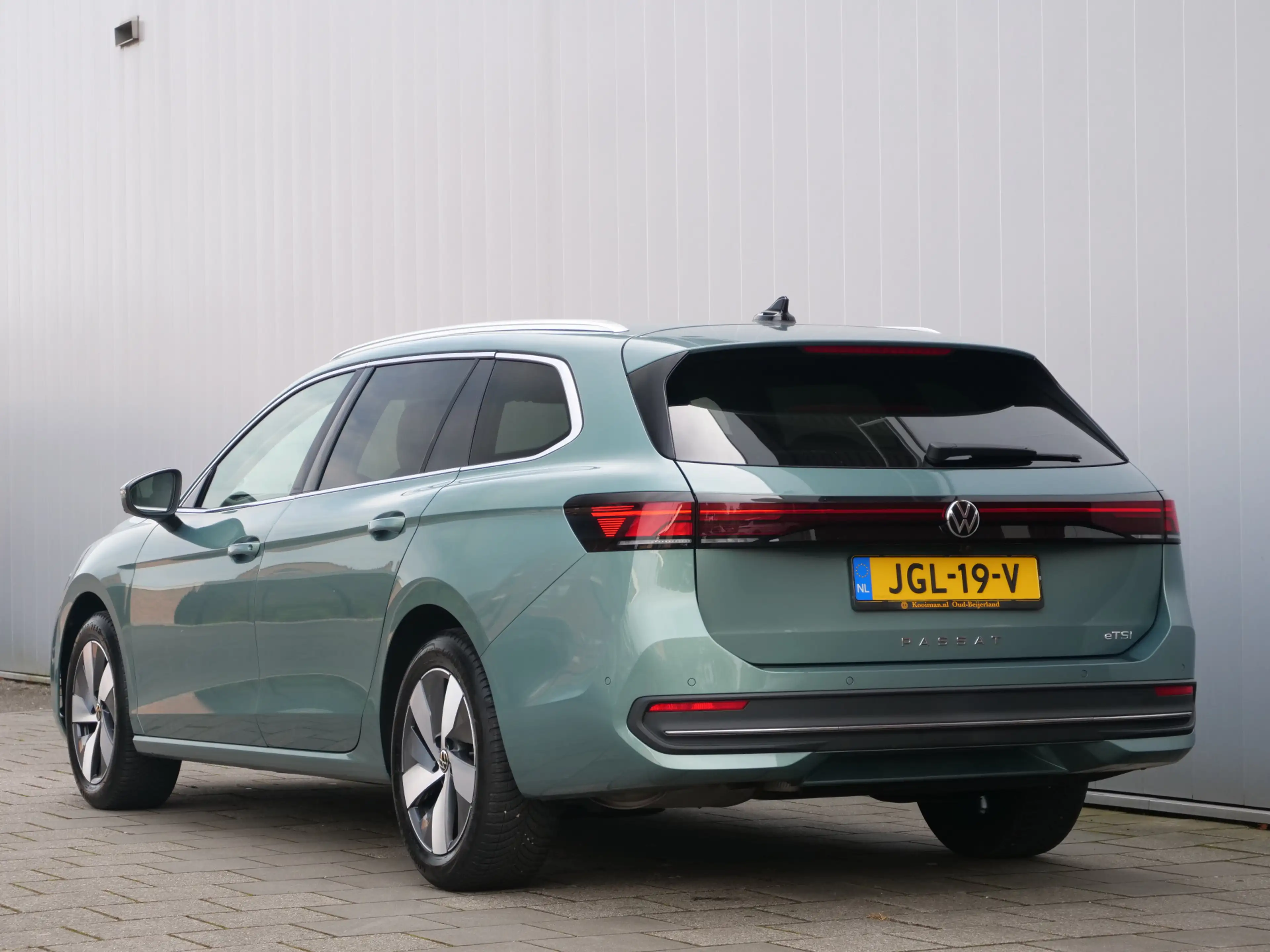 Volkswagen Passat Variant 1.5 eTSI Edition 150 Pk Automaat Navi / DAB / Appl — photo 3
