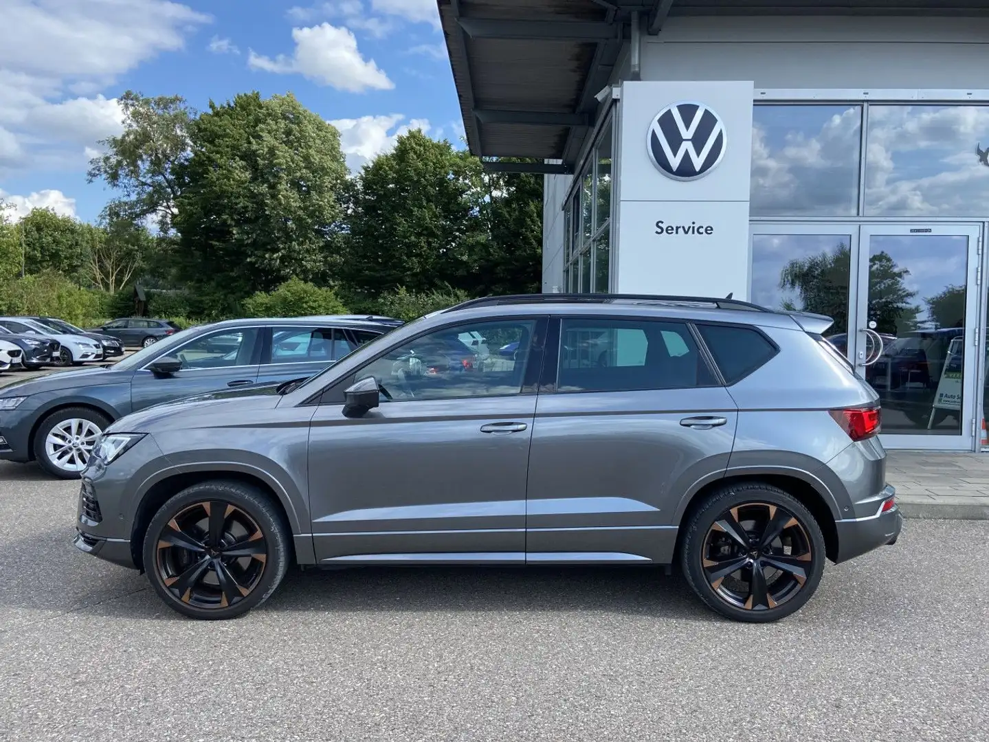 CUPRA Ateca 2.0 TSI DSG 4-DRIVE PAKET-XL+19"-KUPFER+EL Grau - 2