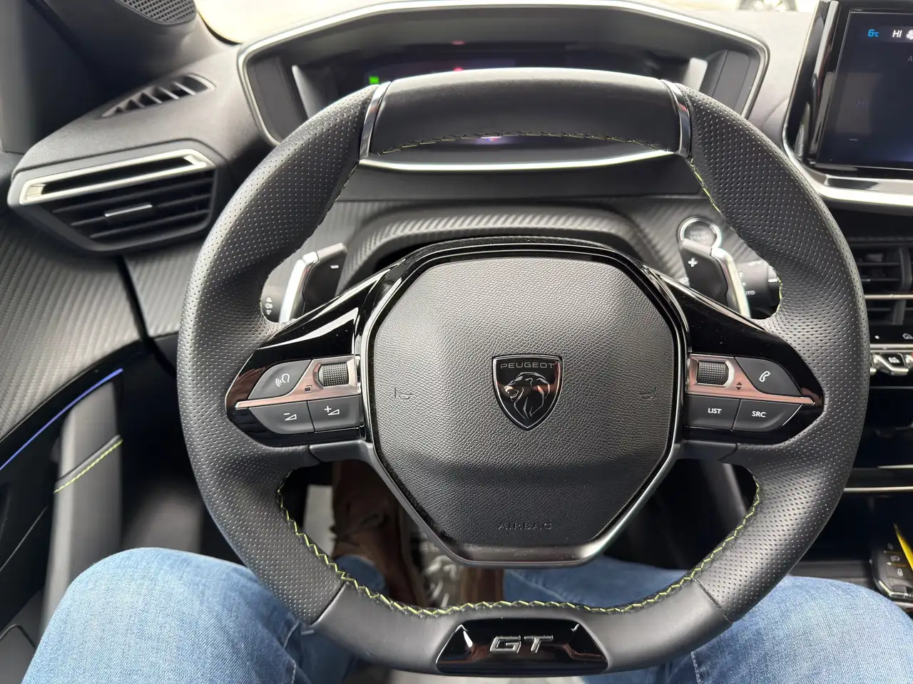 Peugeot 208 hybrid GT 145cv e-dcs 6 12