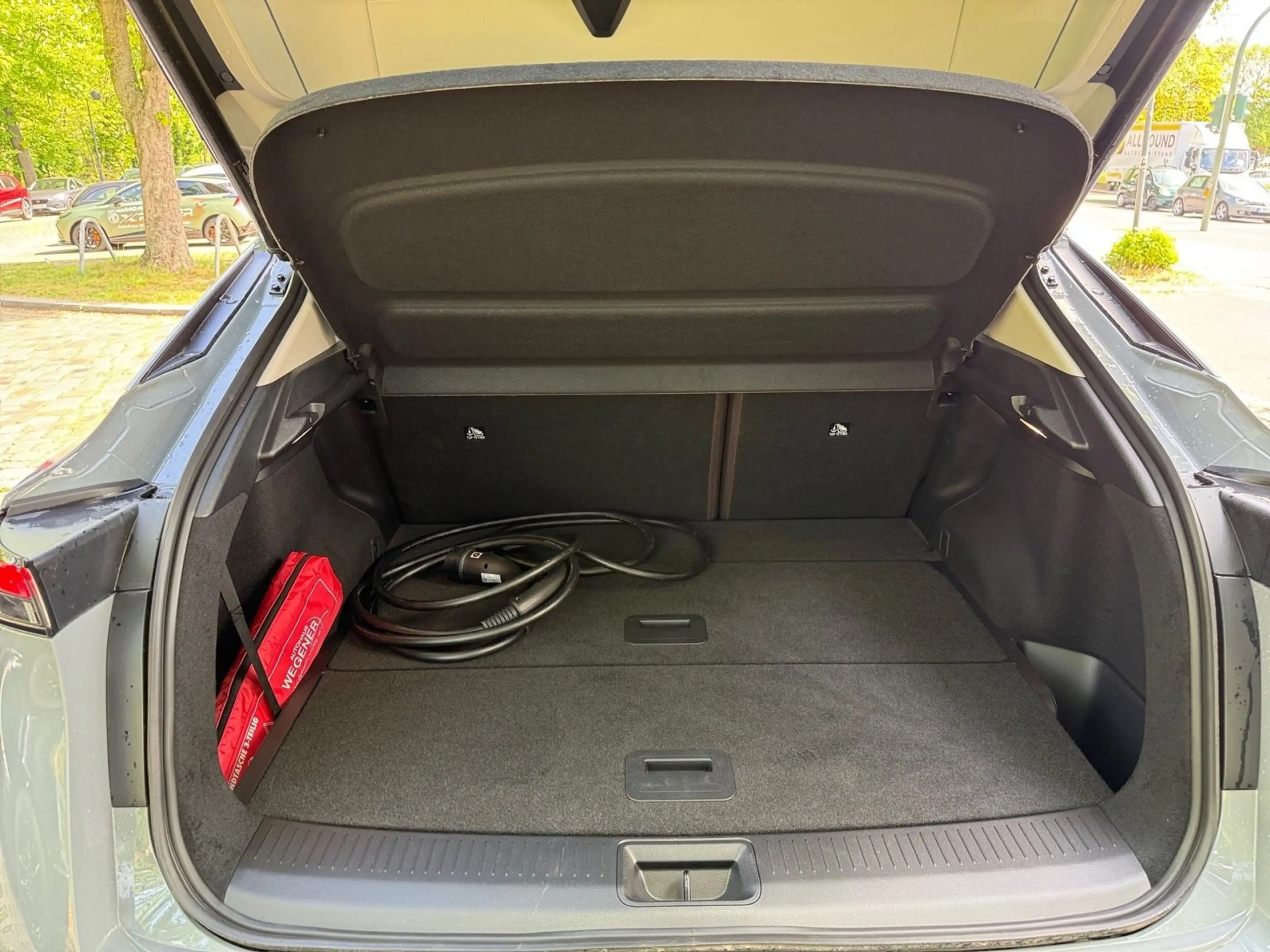 Nissan Ariya ARIYA 87 kWh Evolve Pack+HUD*Navi*Keyless*BOSE — photo 12