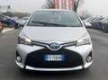 Toyota Yaris Yaris III 2015 5p 1.5h Active Silber - thumbnail 1