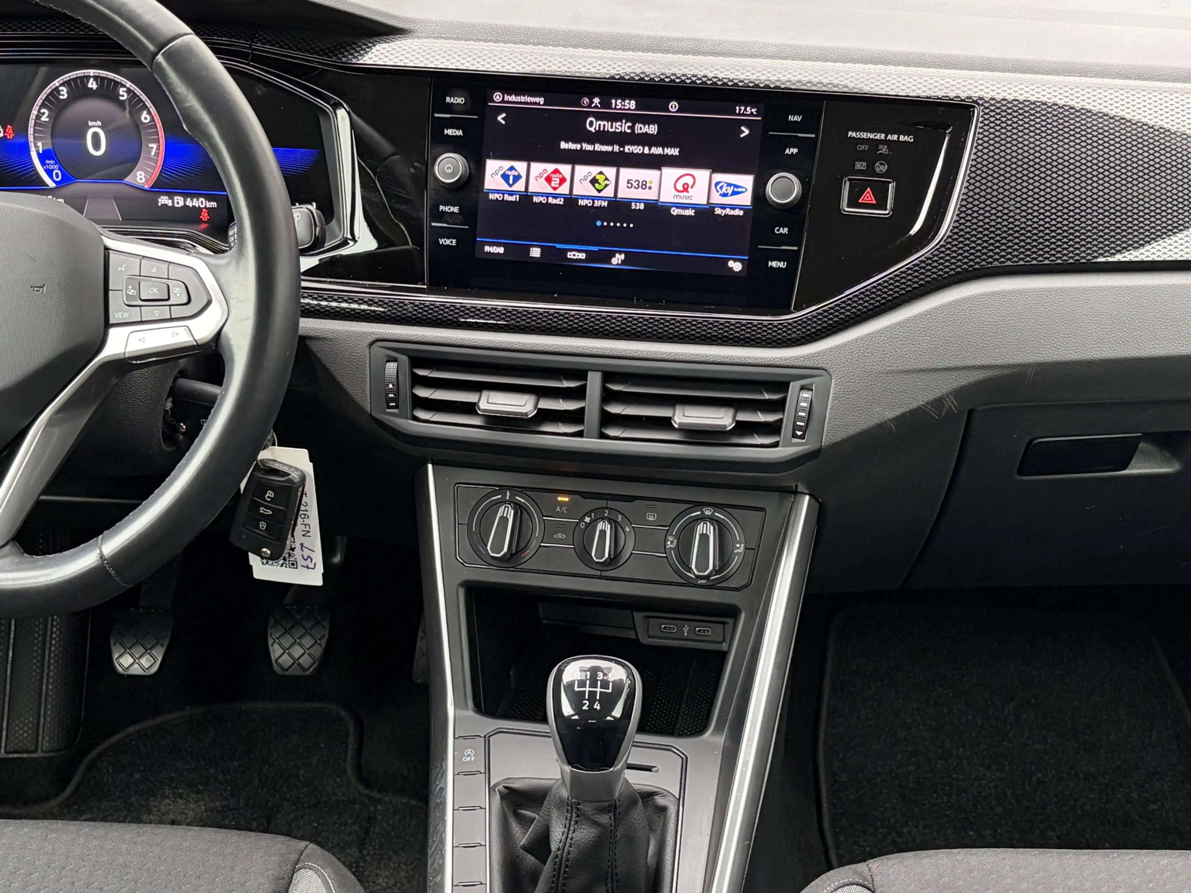 Volkswagen Polo 1.0 TSI Life | Carplay | Navi | Cruise | Rijklaar — photo 7