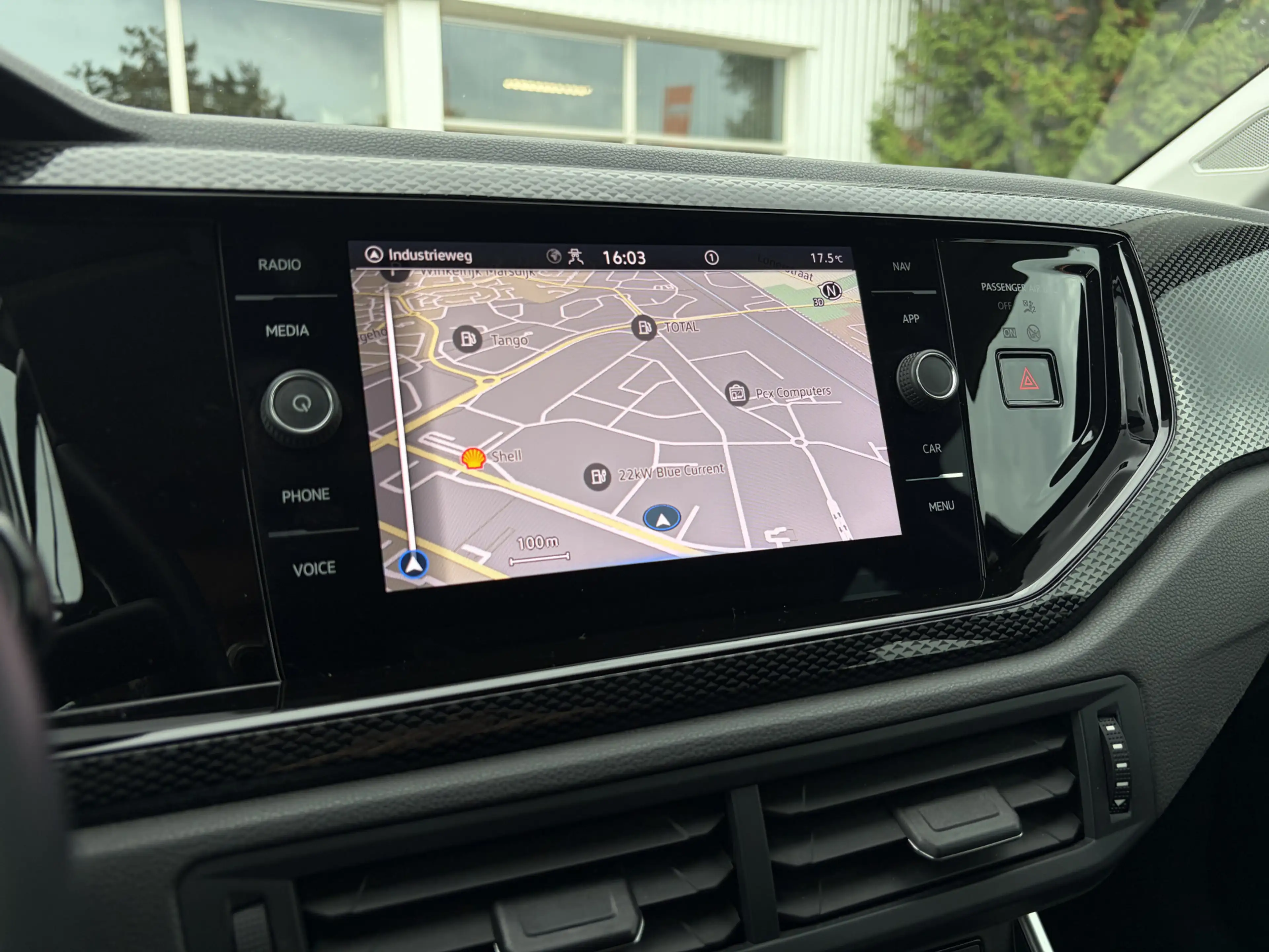 Volkswagen Polo 1.0 TSI Life | Carplay | Navi | Cruise | Rijklaar — photo 10