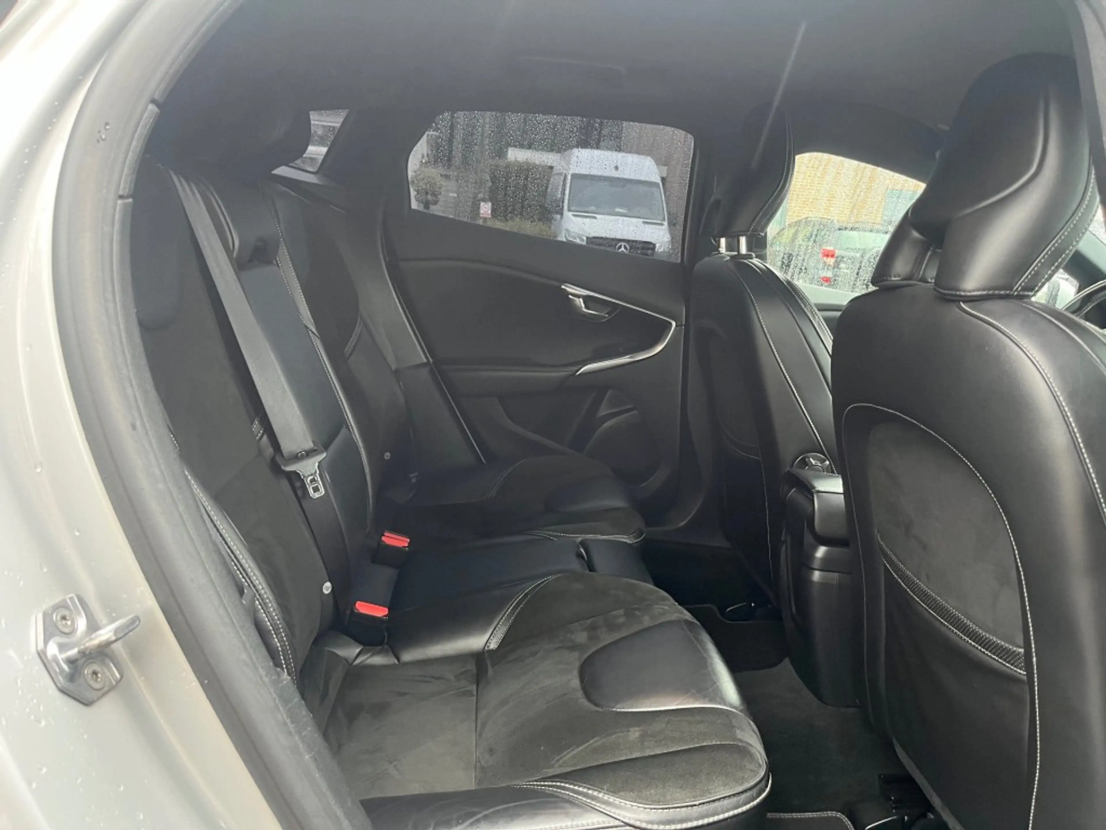 Volvo V40 2.0 D2 NORDIC+ — photo 14