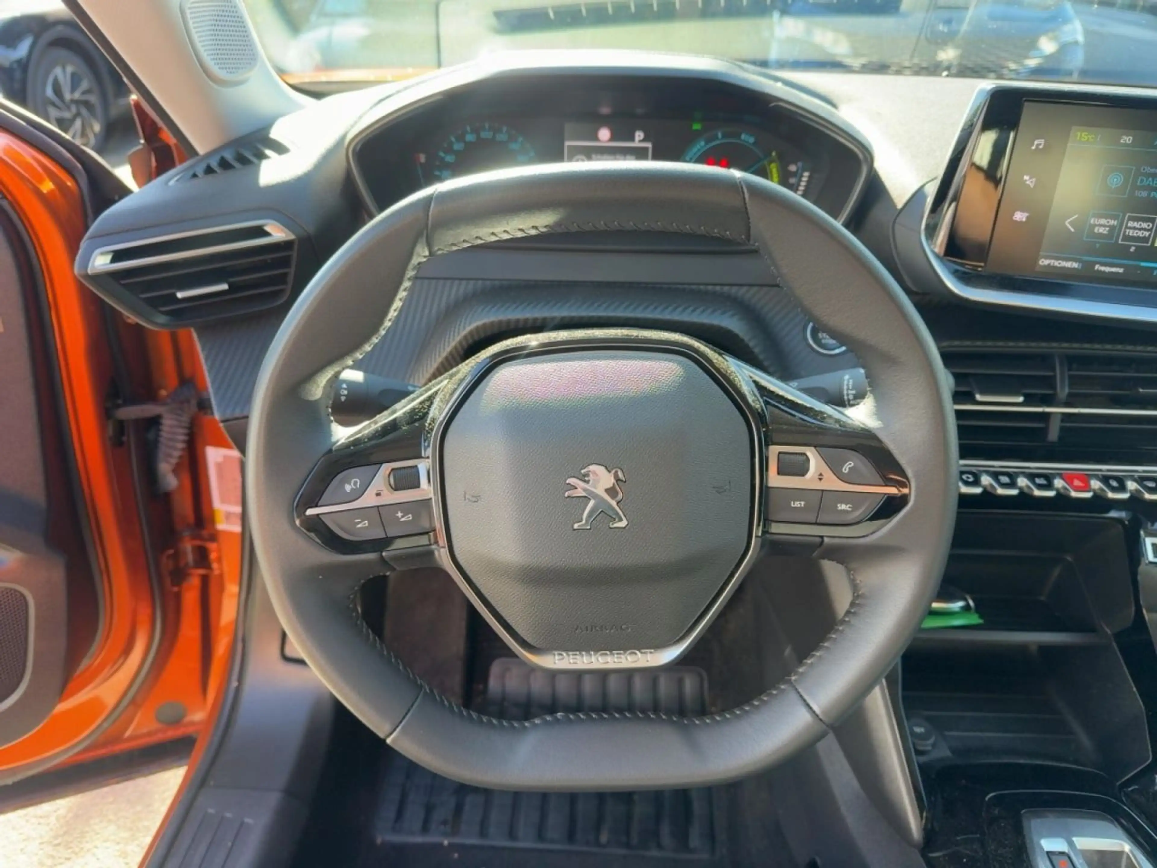 Peugeot 2008 Active Pack — photo 12